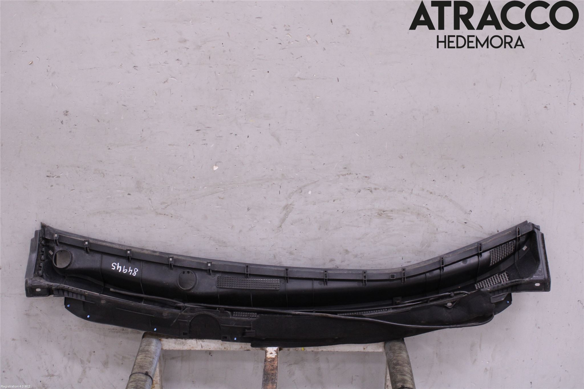 Nissan NOTE E12 14-20 Visker Deksel-Grill-Under Frr