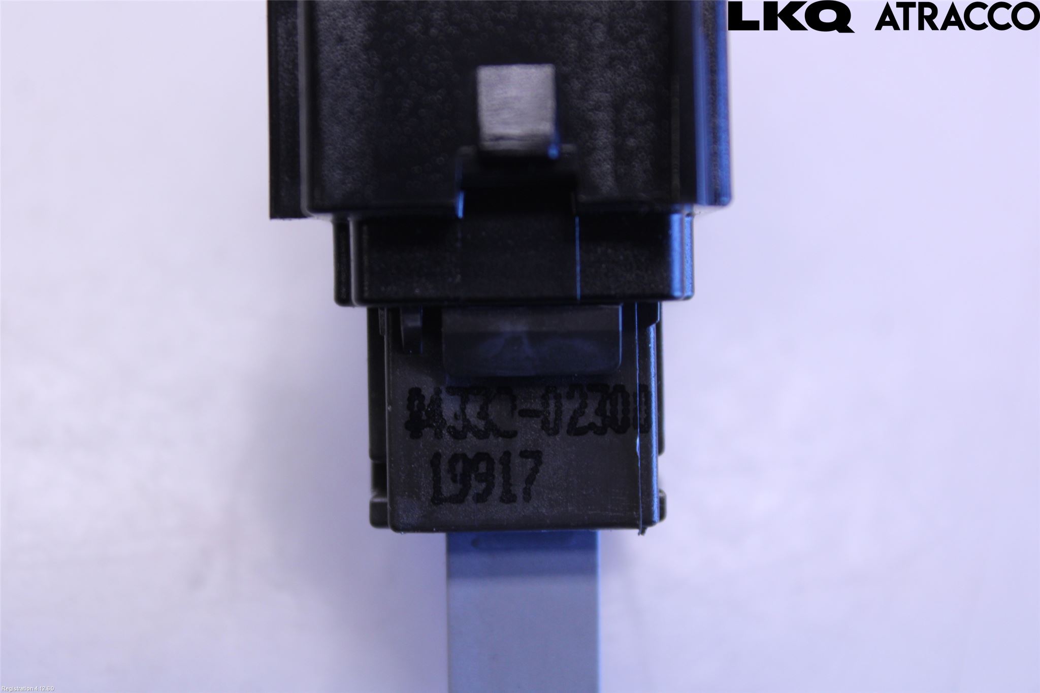 Toyota AURIS 13-19 Bryter Varsel (Nødblink)