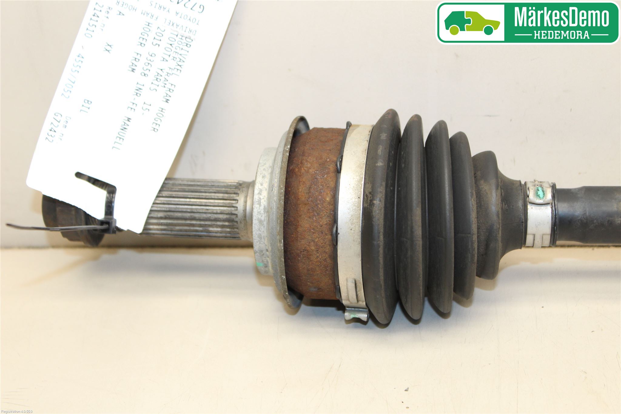 Toyota YARIS XP130 15-20 Drivaksel Foran Kompl Høyre