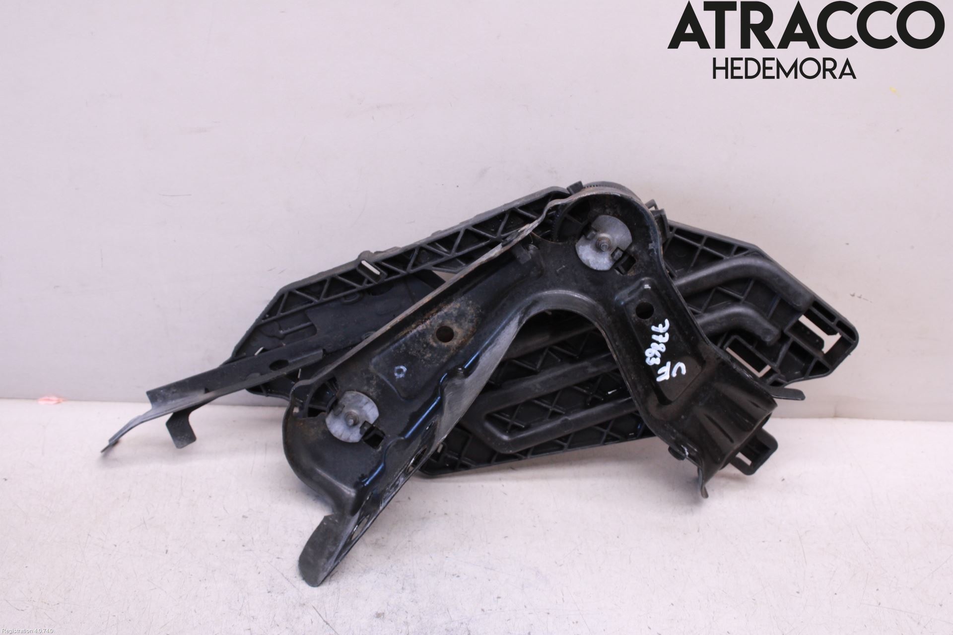 Skoda OCTAVIA (1Z) 05-13 Frontlykt Holder-Feste