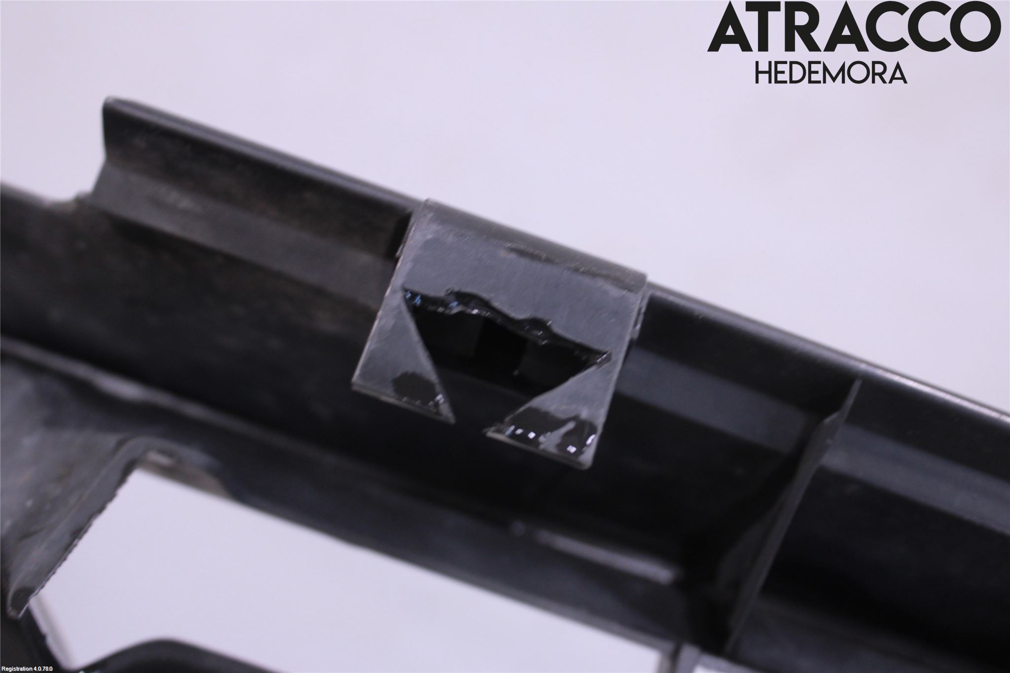 Subaru LEGACY    04-06 Grill-Gitter