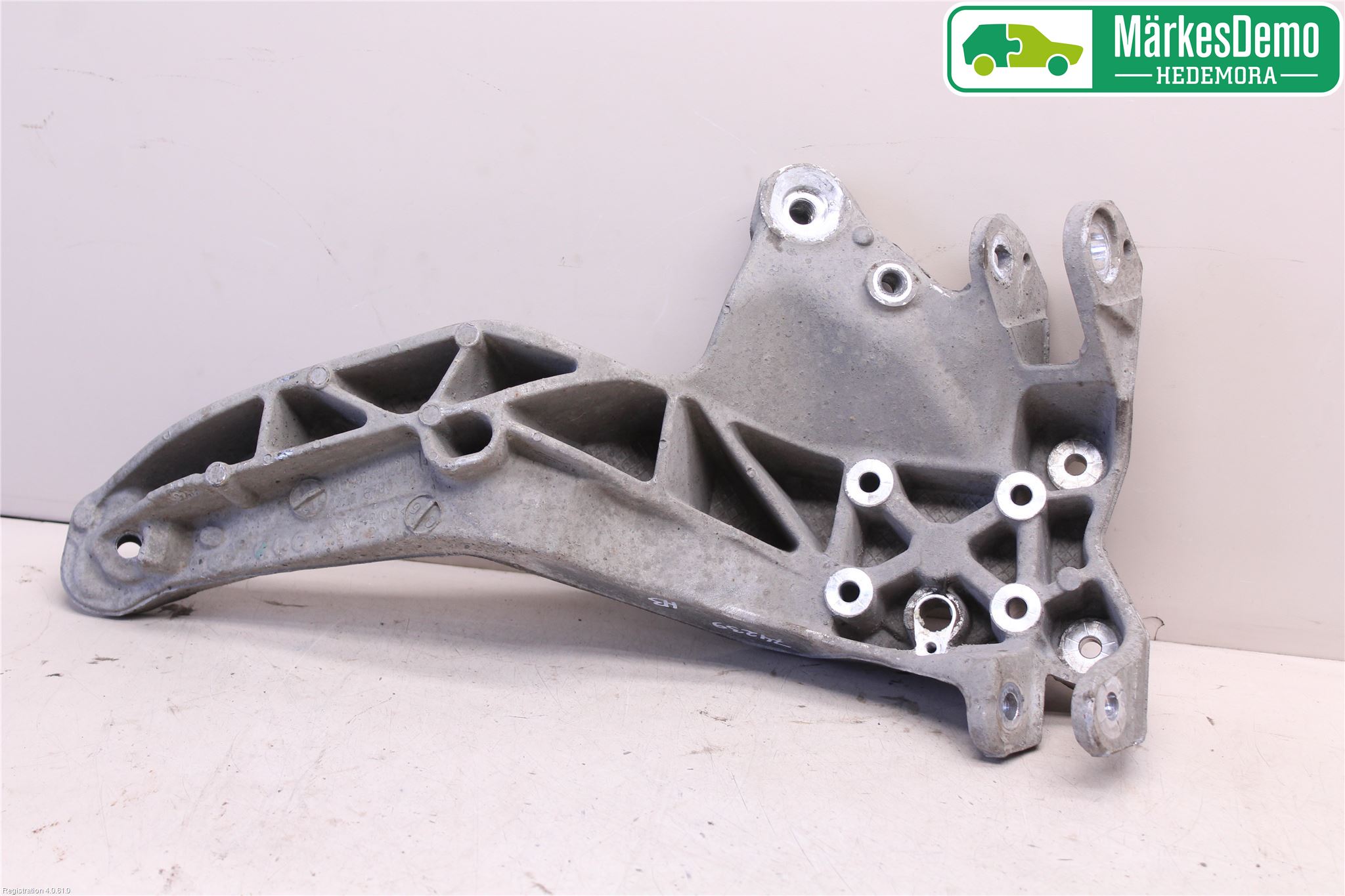 Mini COUPE R56 05-14 Spindel Hb
