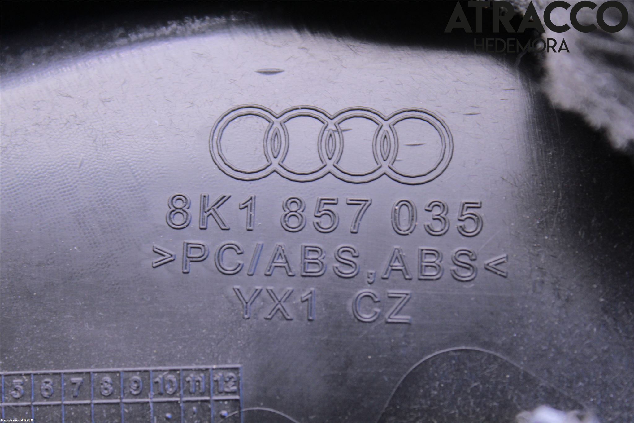 Audi A4/S4 08-11 Innr Hanskerom