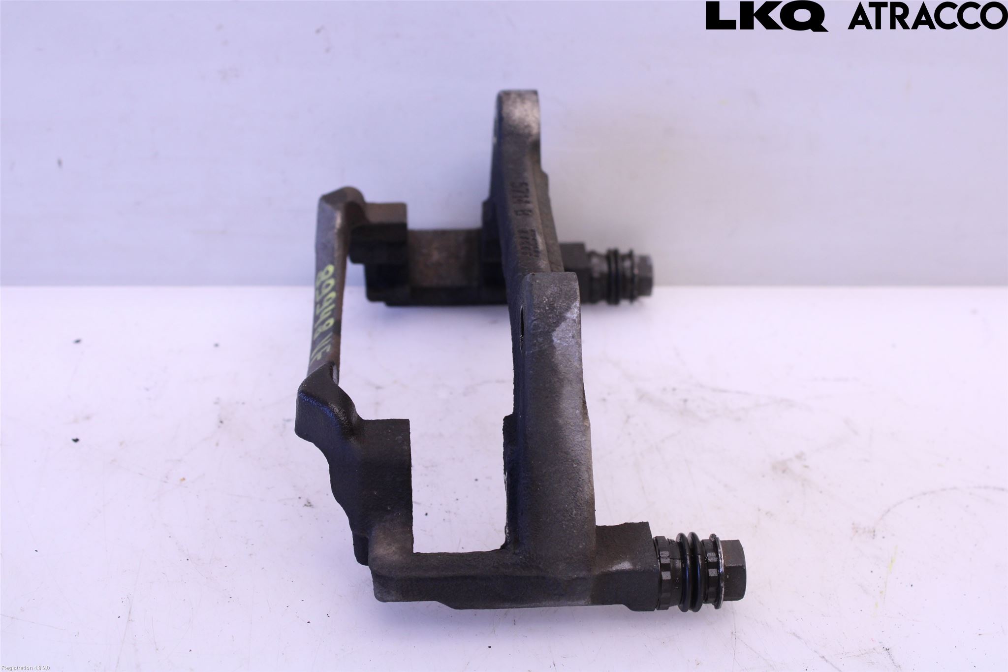 Skoda SUPERB 16-24 Bremsecaliper Feste Holder