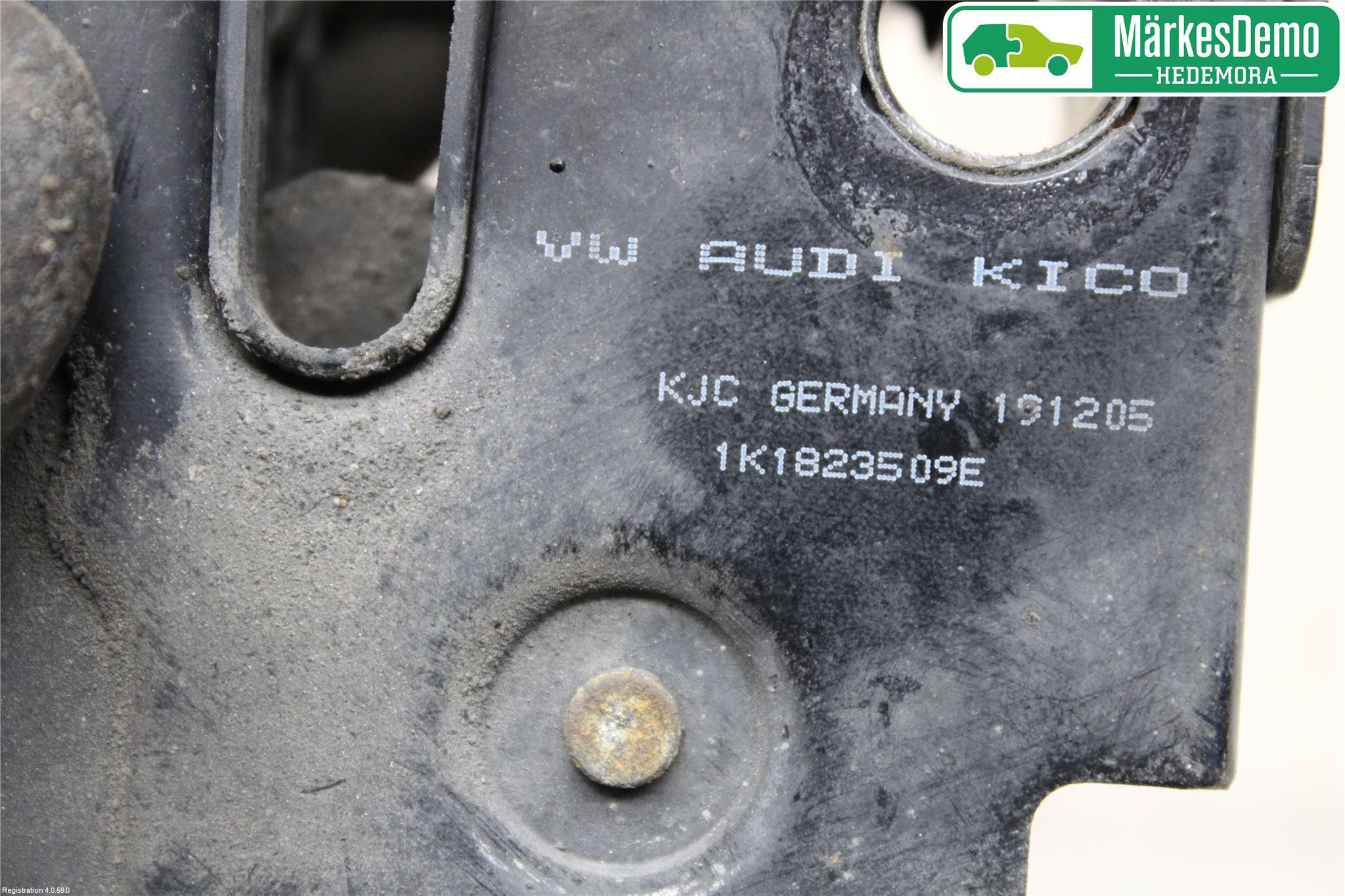 Volkswagen VW JETTA V 06-10 Panserlås