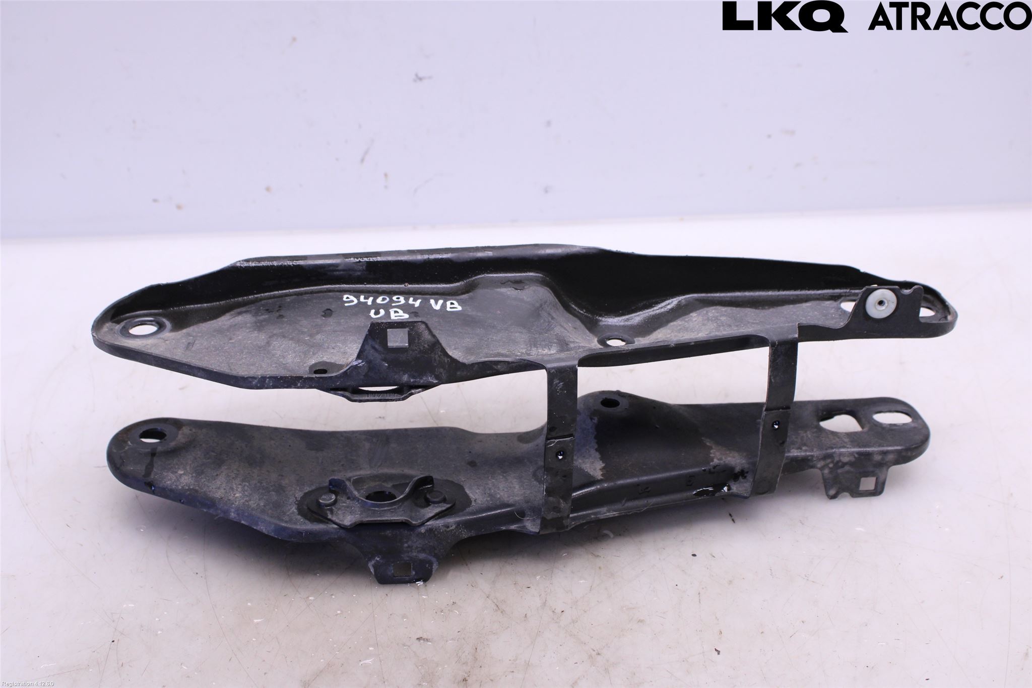 BMW 5 G30/G31/F90 17-23 Bærearm Bak Venstre