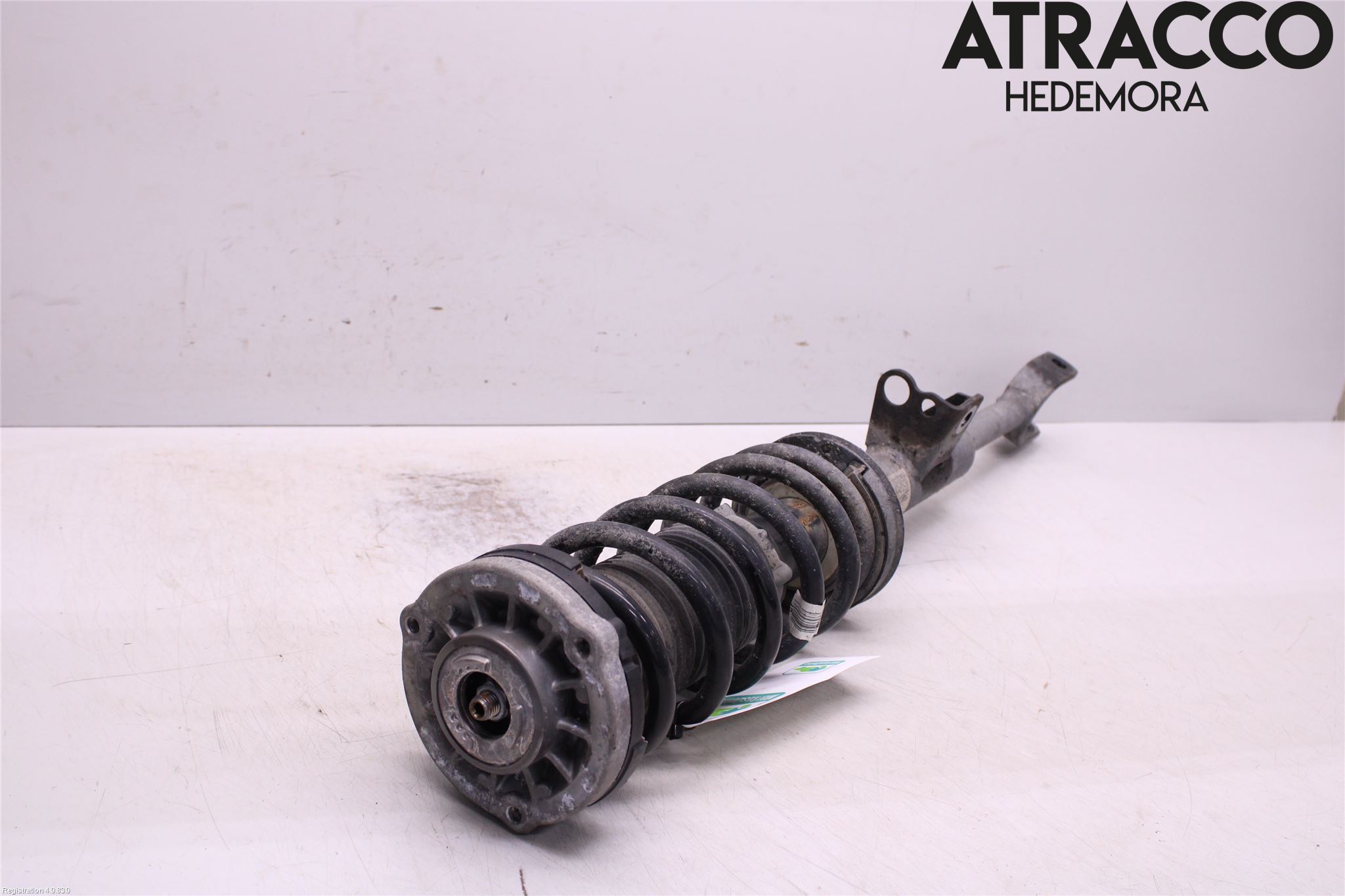 BMW 5 G30/G31/F90 17-23 Fjærbein Foran Venstre