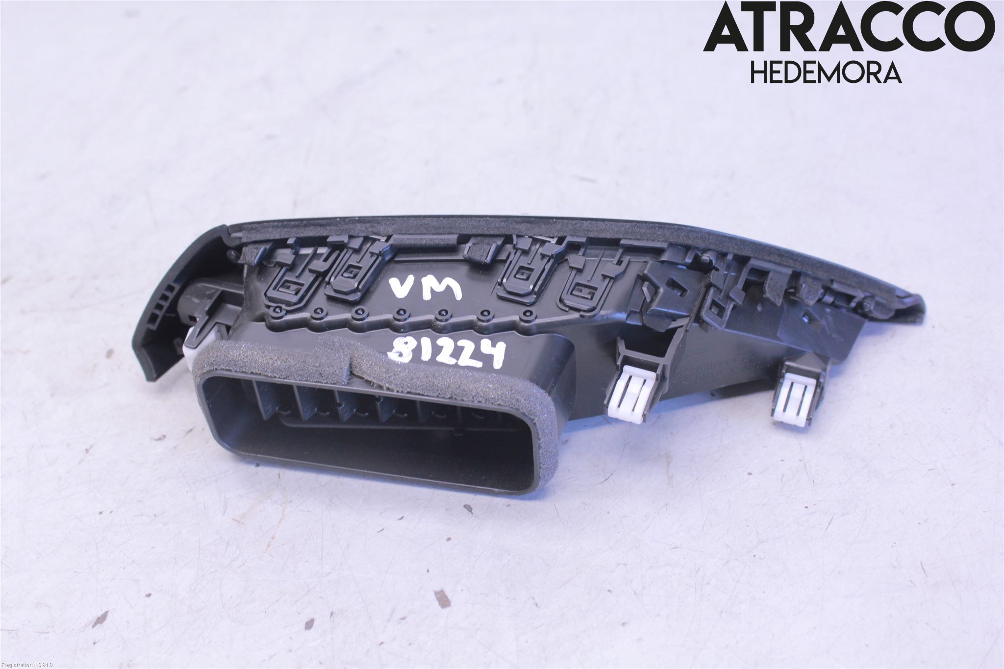 Subaru IMPREZA V 18- Dashbord Kanal - Dyse