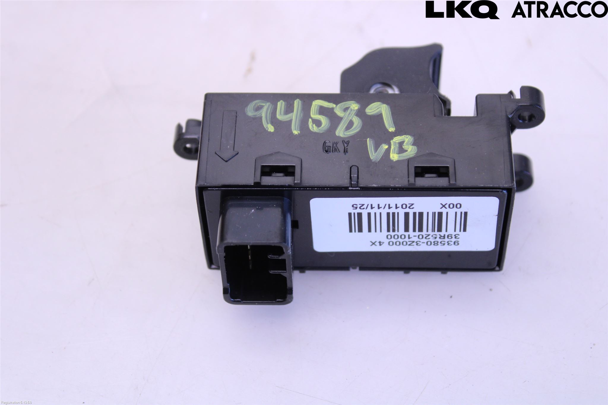 Hyundai i40 08-15 Bryter Vindusheis