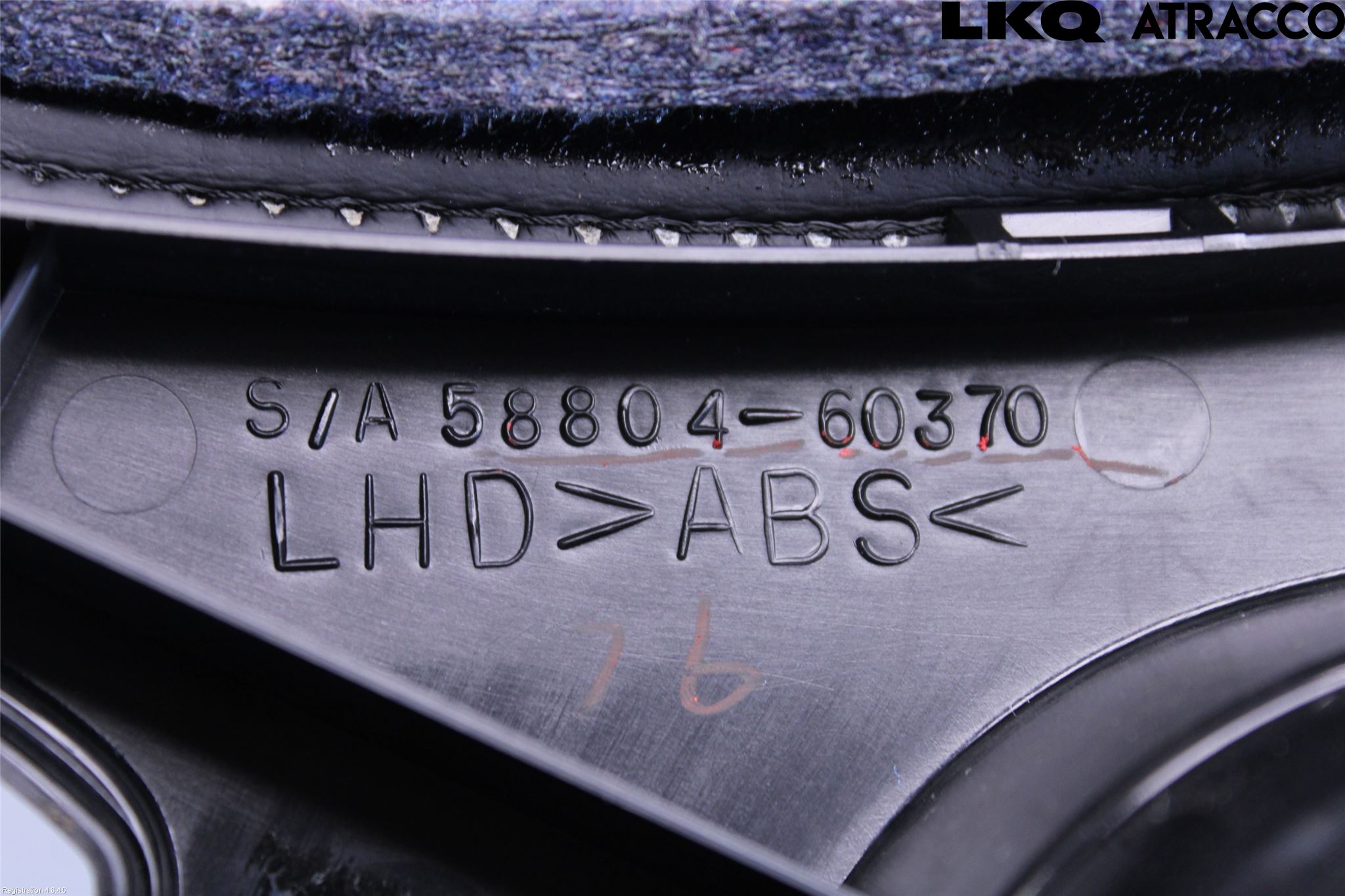 Toyota LANDCRUISER J120 02-09 Instrumentkonsoll Midt