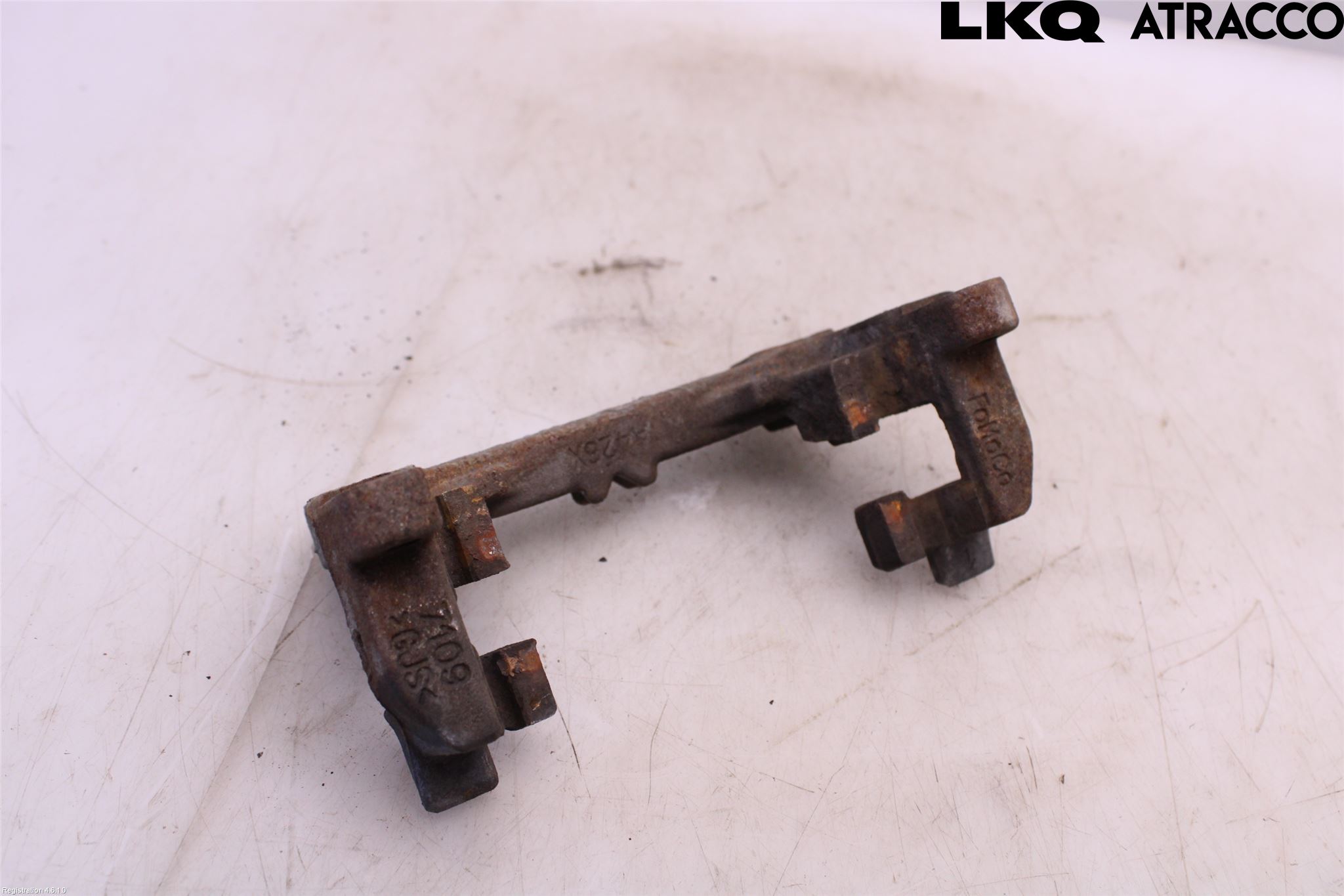 Ford FOCUS 19- Bremsecaliper Feste Holder
