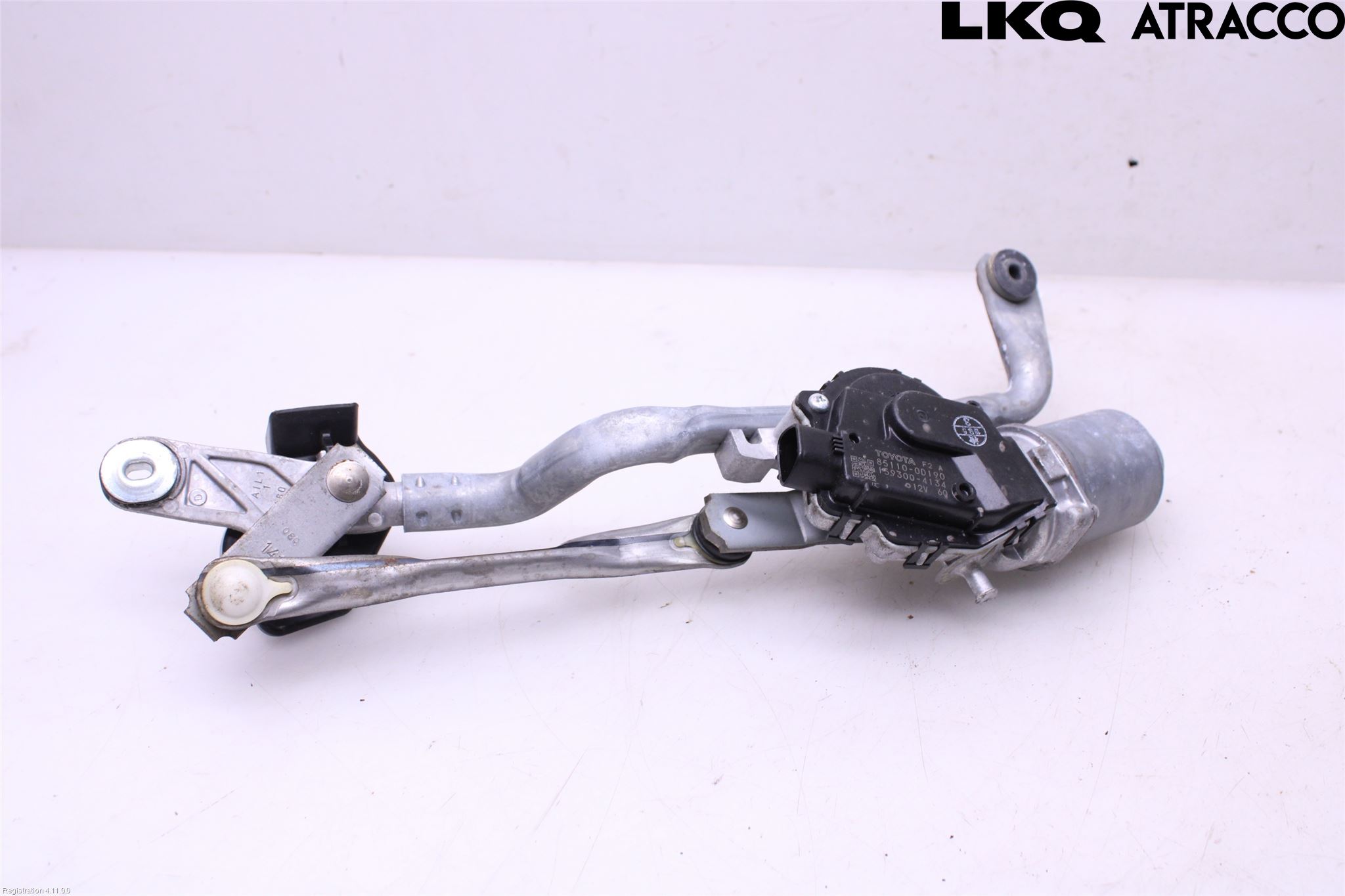 Toyota YARIS XP130 12-14 Viskermotor Frontrute