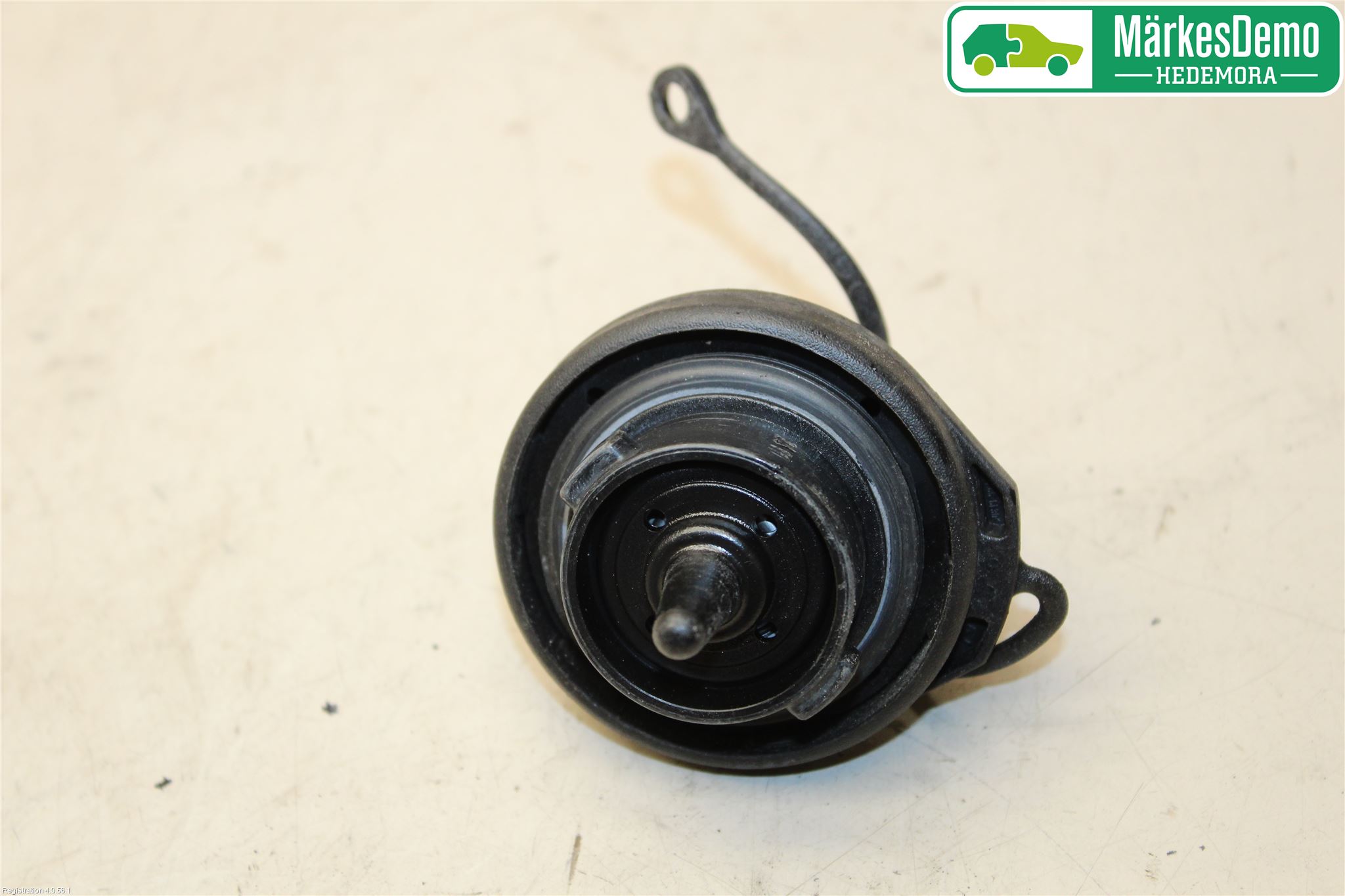 Volkswagen VW PASSAT 05-11 Drivstoff Tanklokk