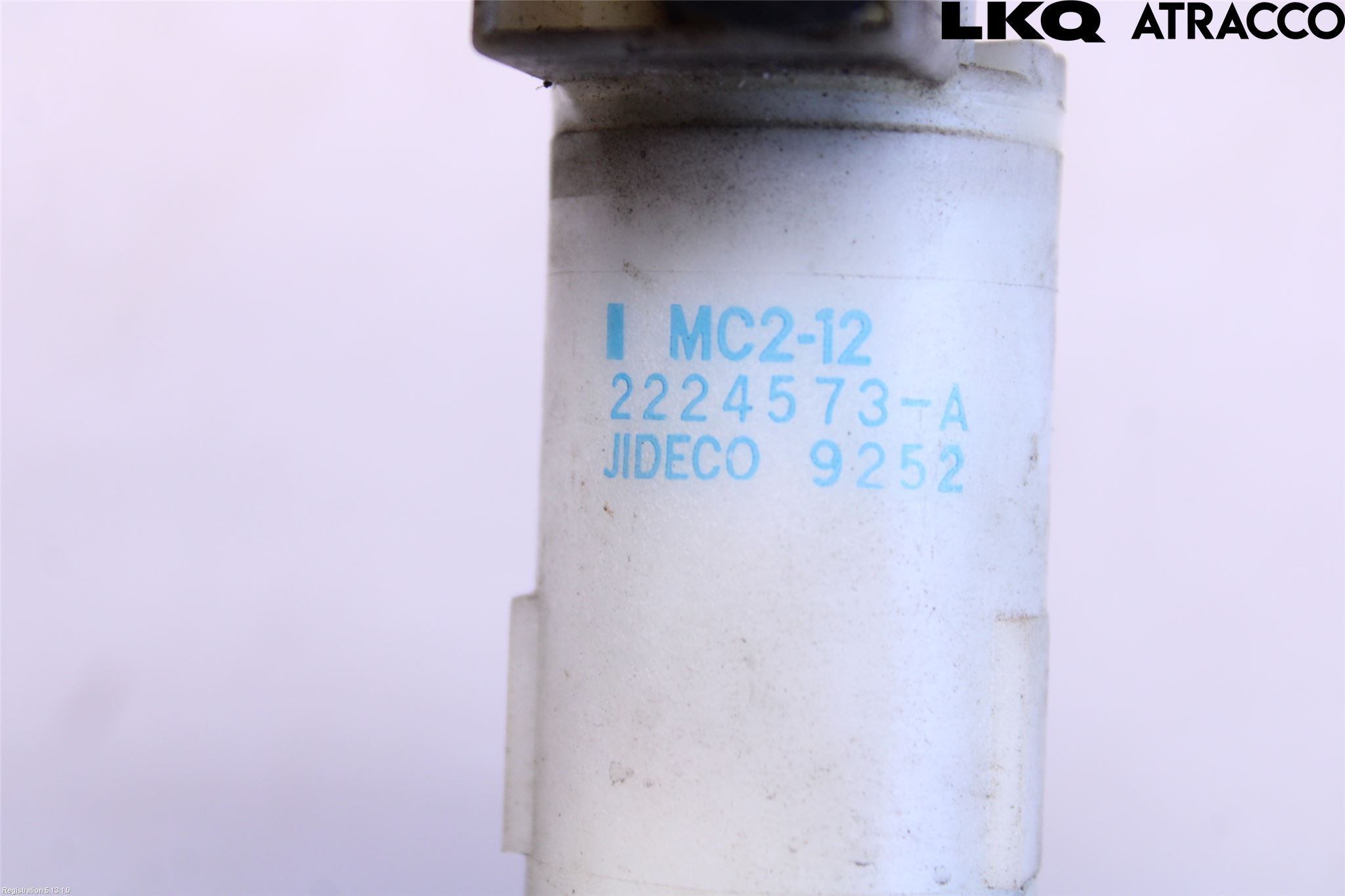 Nissan ALMERA    96-00 Spylerpumpe Frontrute