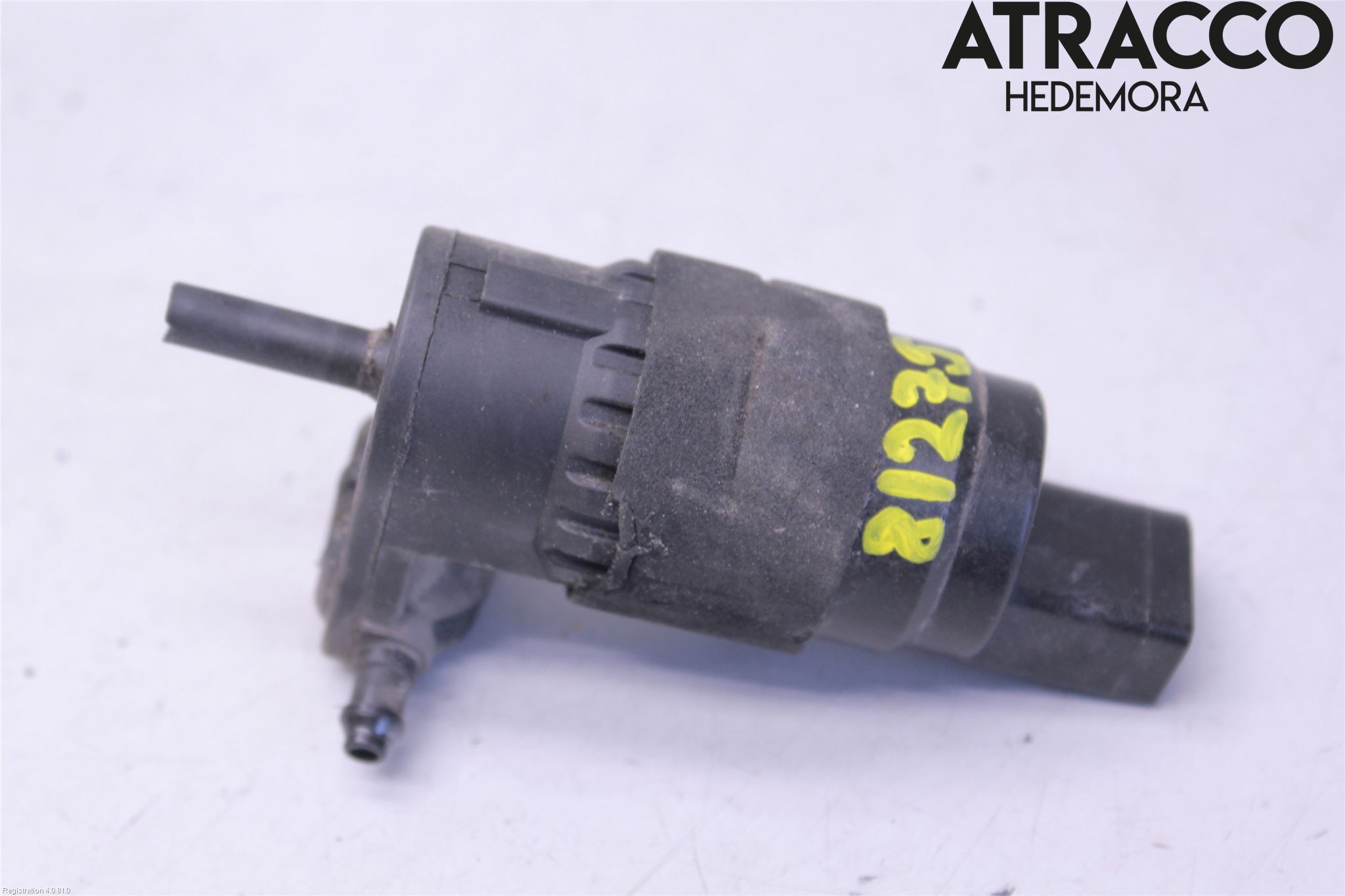 Audi A4 12-15 Spylerpumpe Frontrute