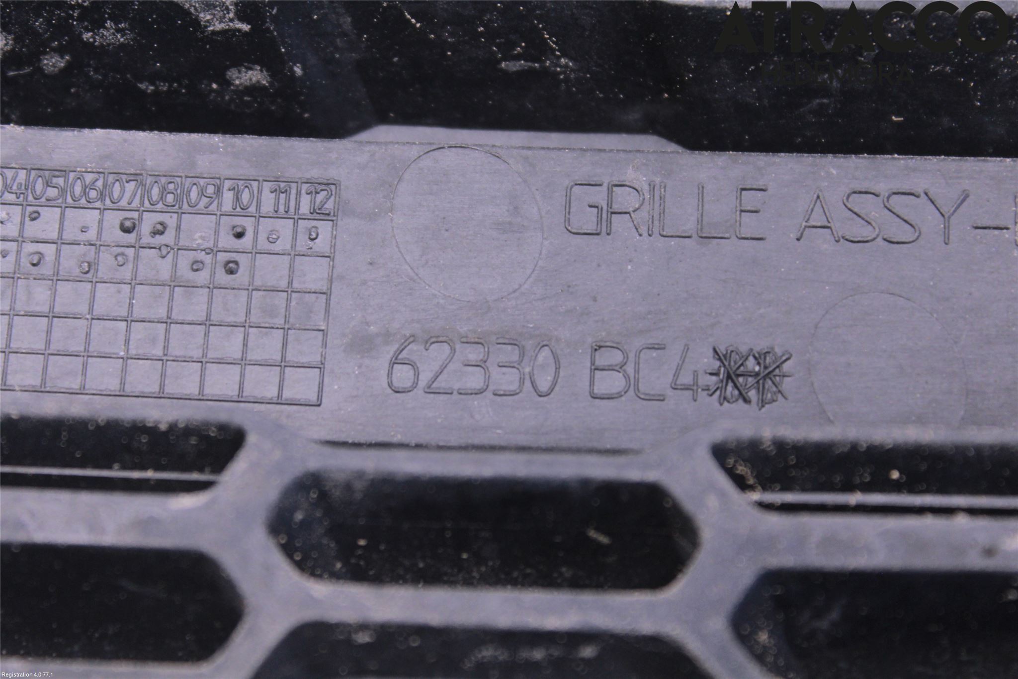 Nissan MICRA 03-07 Grilldel Venstre
