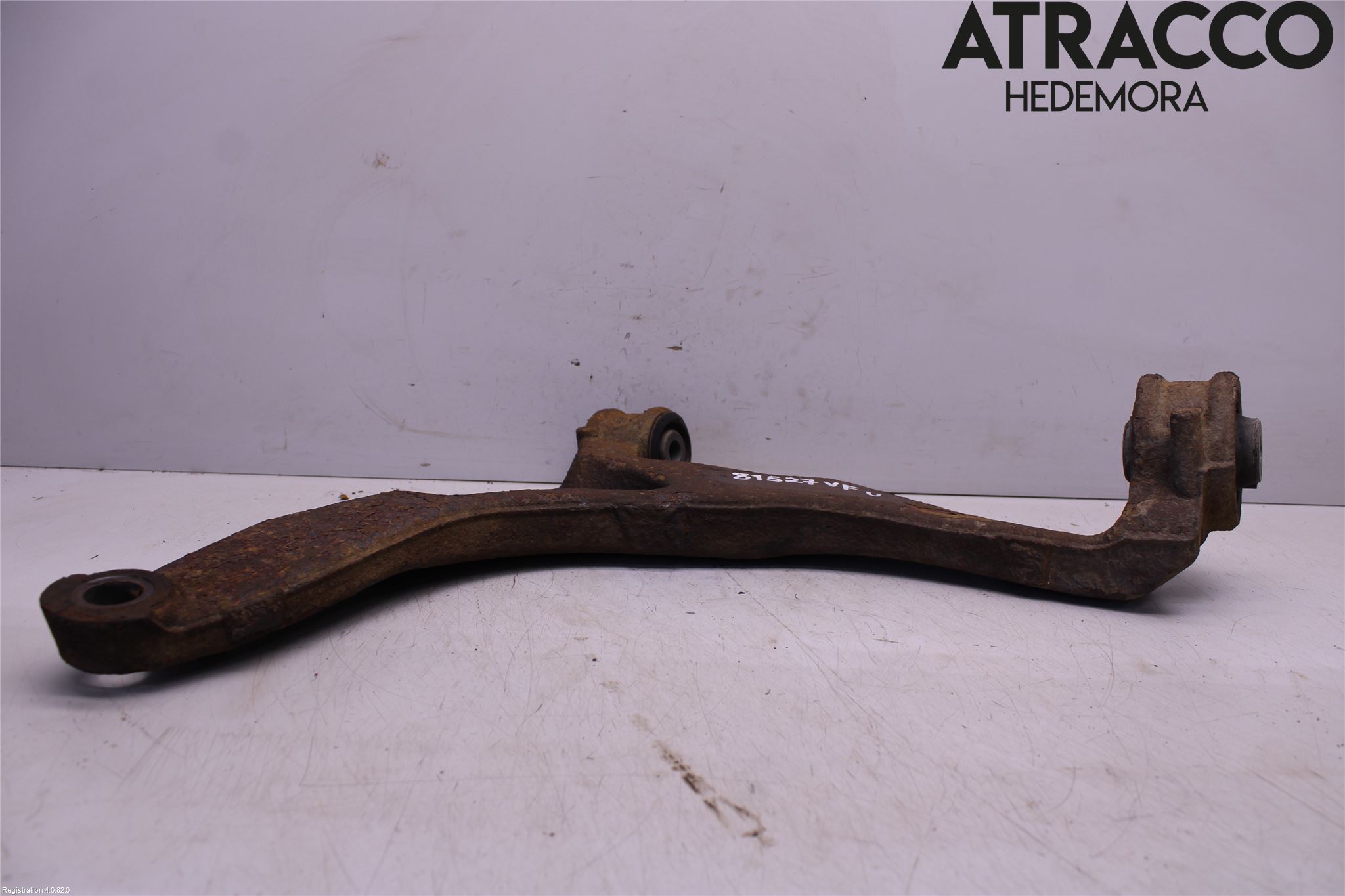 Volkswagen VW TRANSP/CARAVELLE (T5) 04-15 Bærearm Foran Venstre Nedre