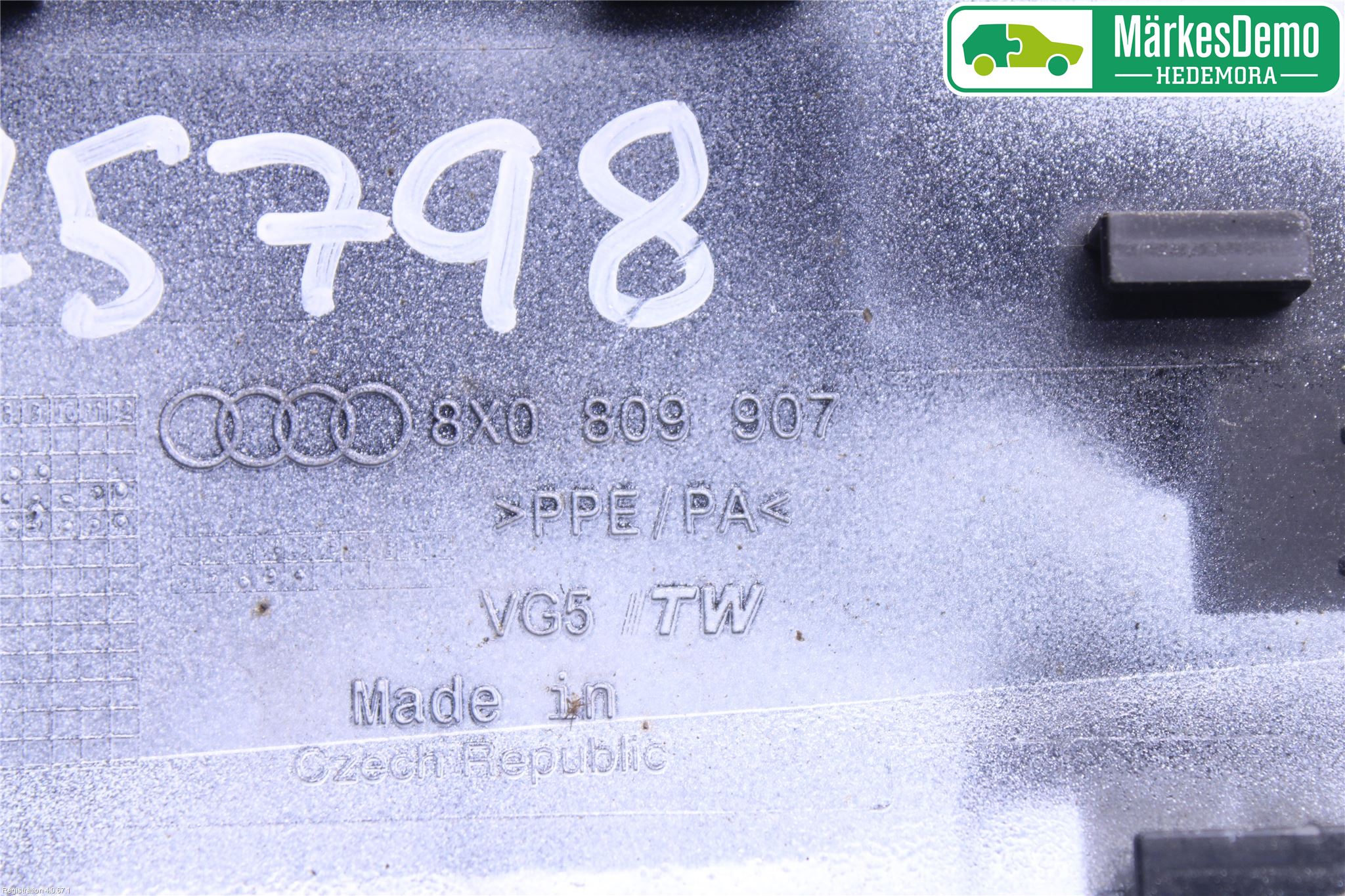 Audi A1/S1 11-18 Drivstoff Tankluke