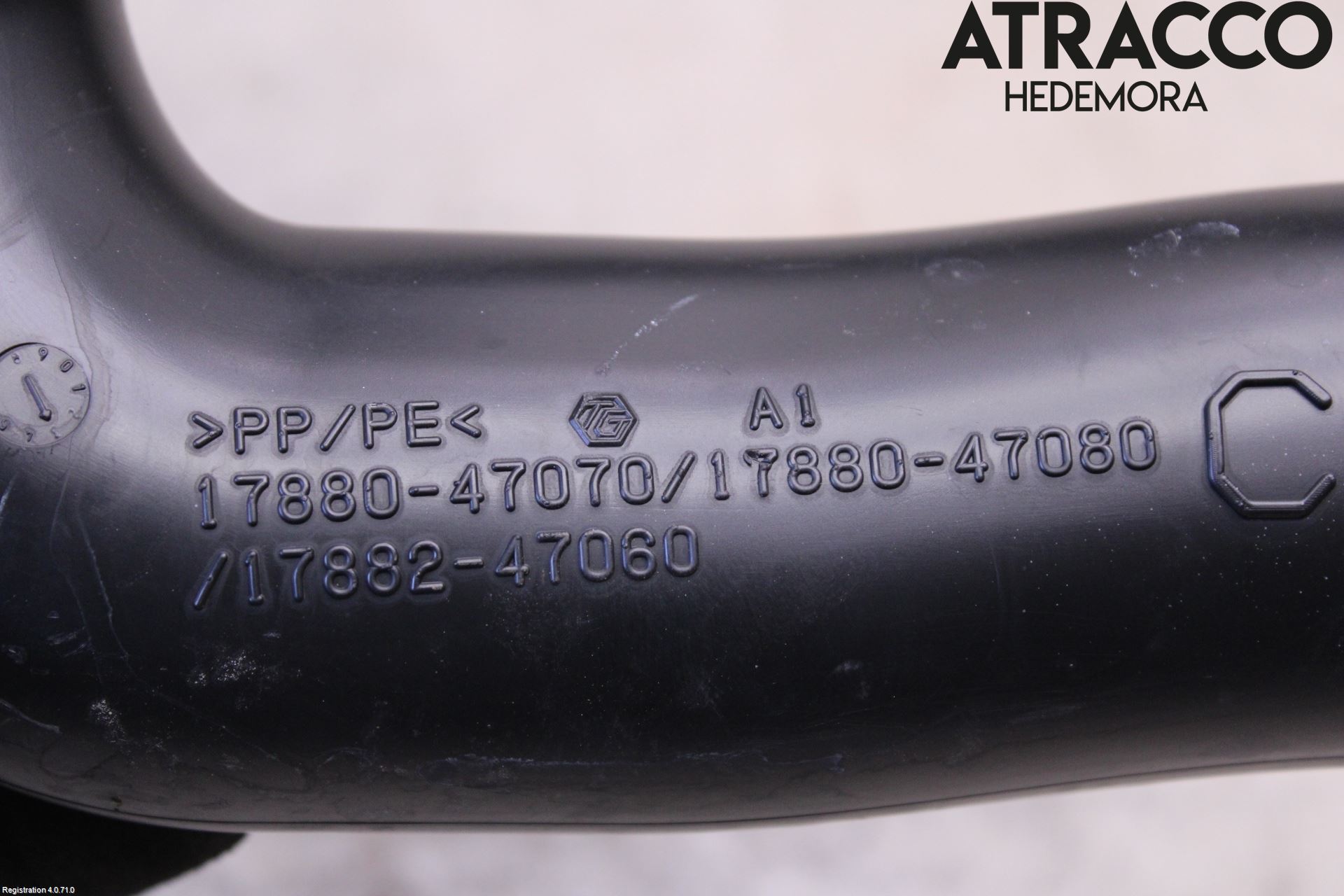 Toyota YARIS XP130 15-20 Inns Gummibelg - Slange