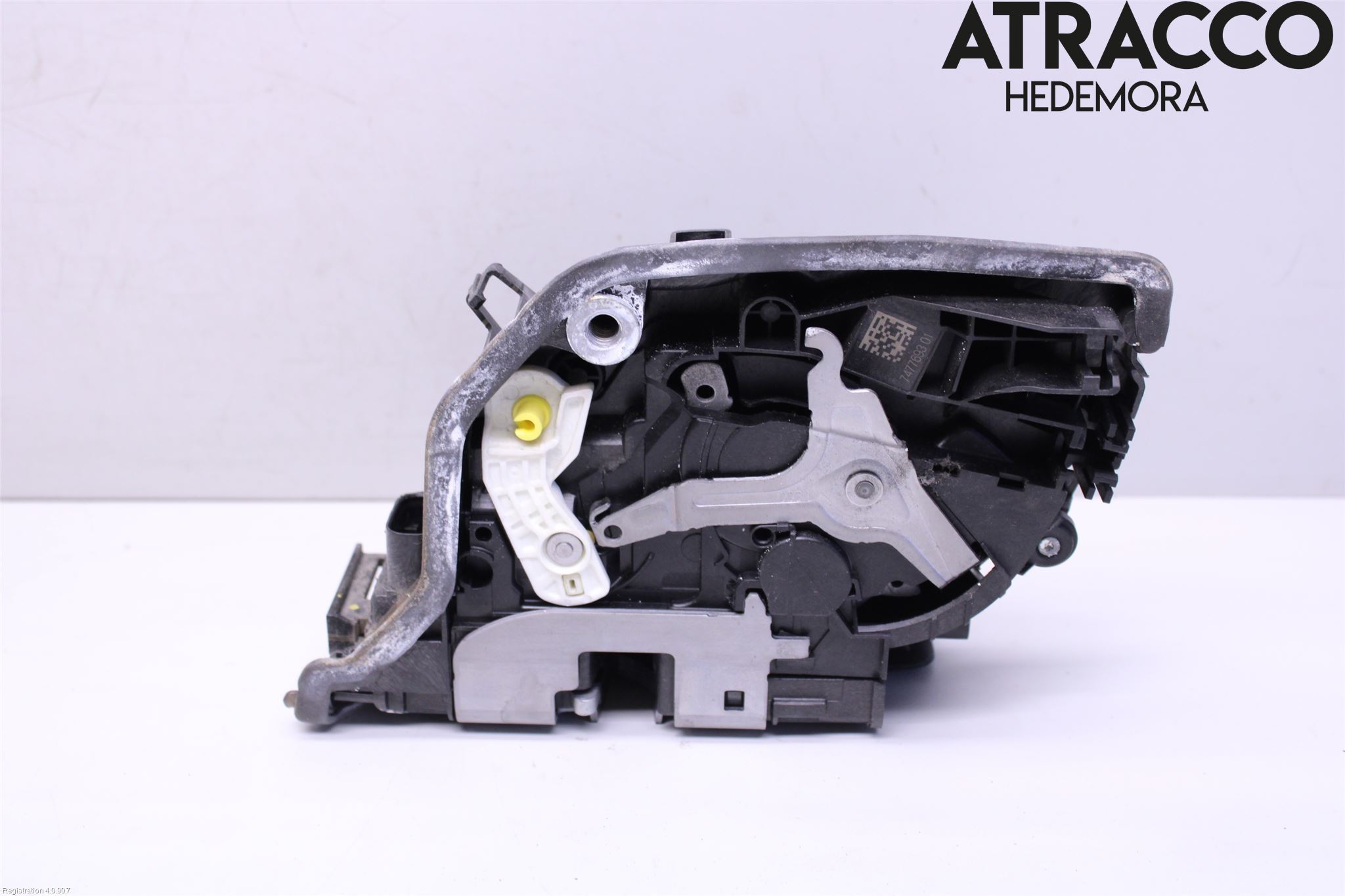 BMW 5 G30/G31/F90 17-23 Dørlås - Låsekasse