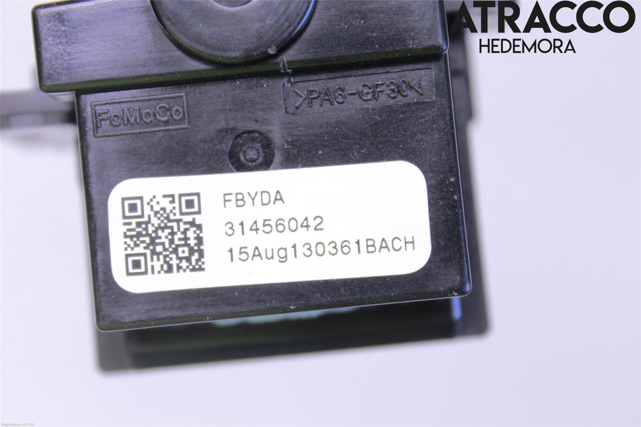 Volvo V40 12-19 Bryter Ratt Visker - Spyler