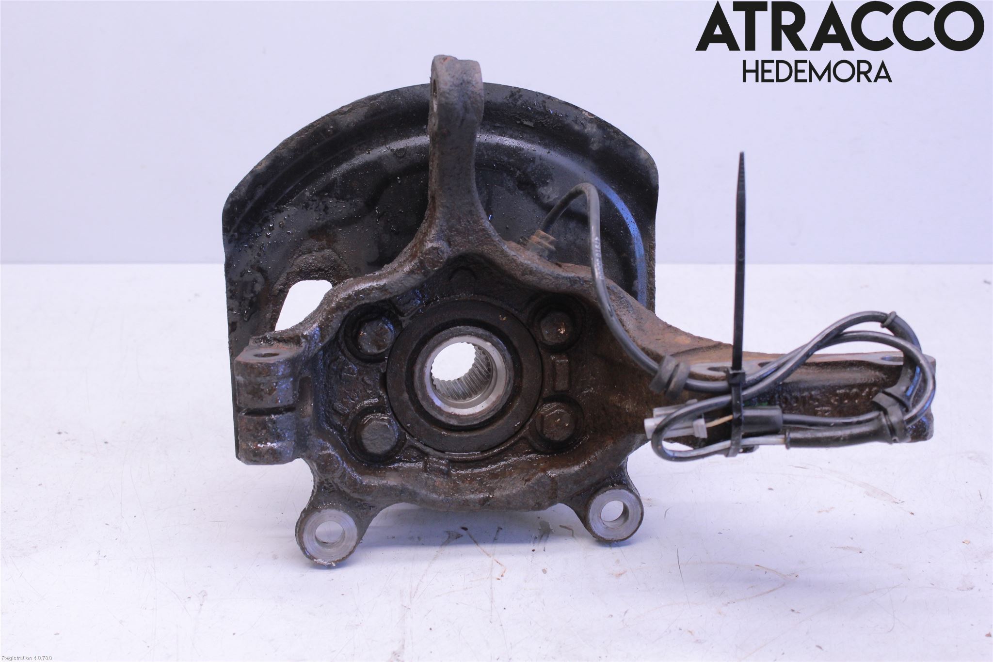 Nissan QASHQAI 10-14 Spindel Vf
