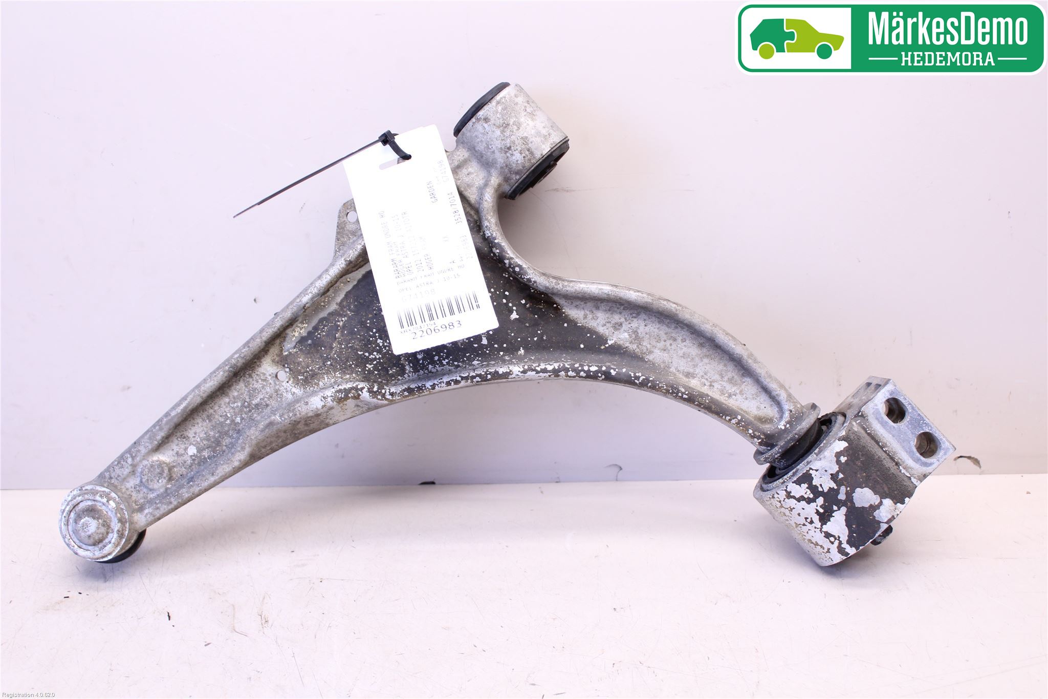 Opel ASTRA J 10-15 Bærearm Foran Høyre Nedre
