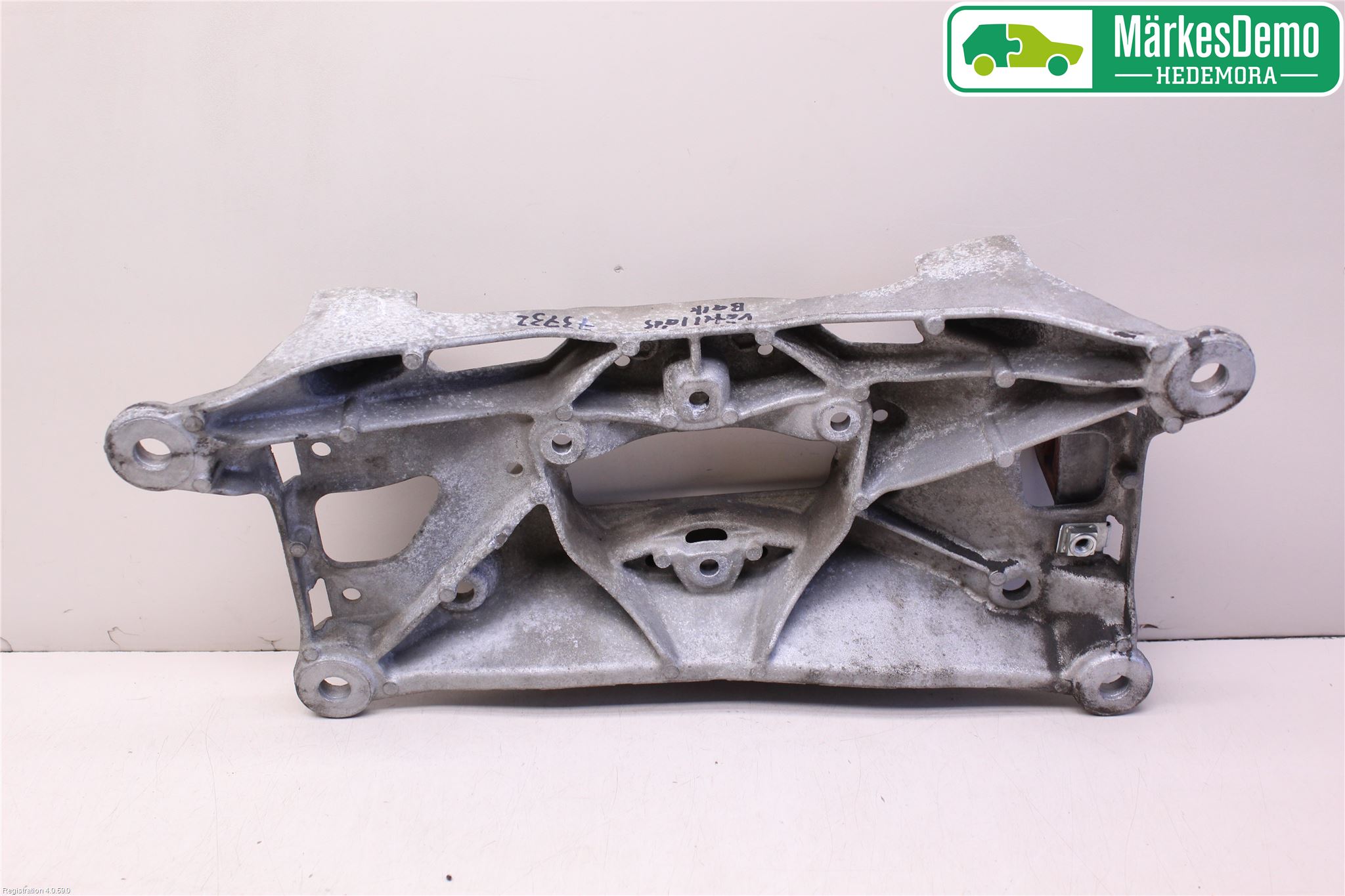 Audi A4/S4 B9 16-19 Gearkasse Bjelke - Travers