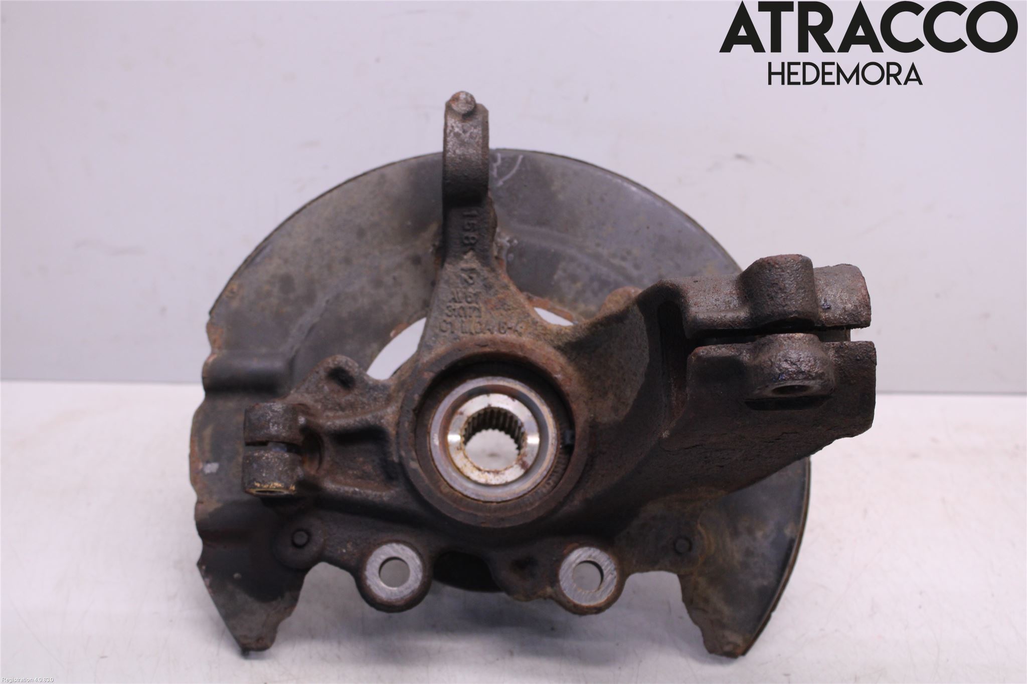 Ford FOCUS 11-14 Spindel Vf