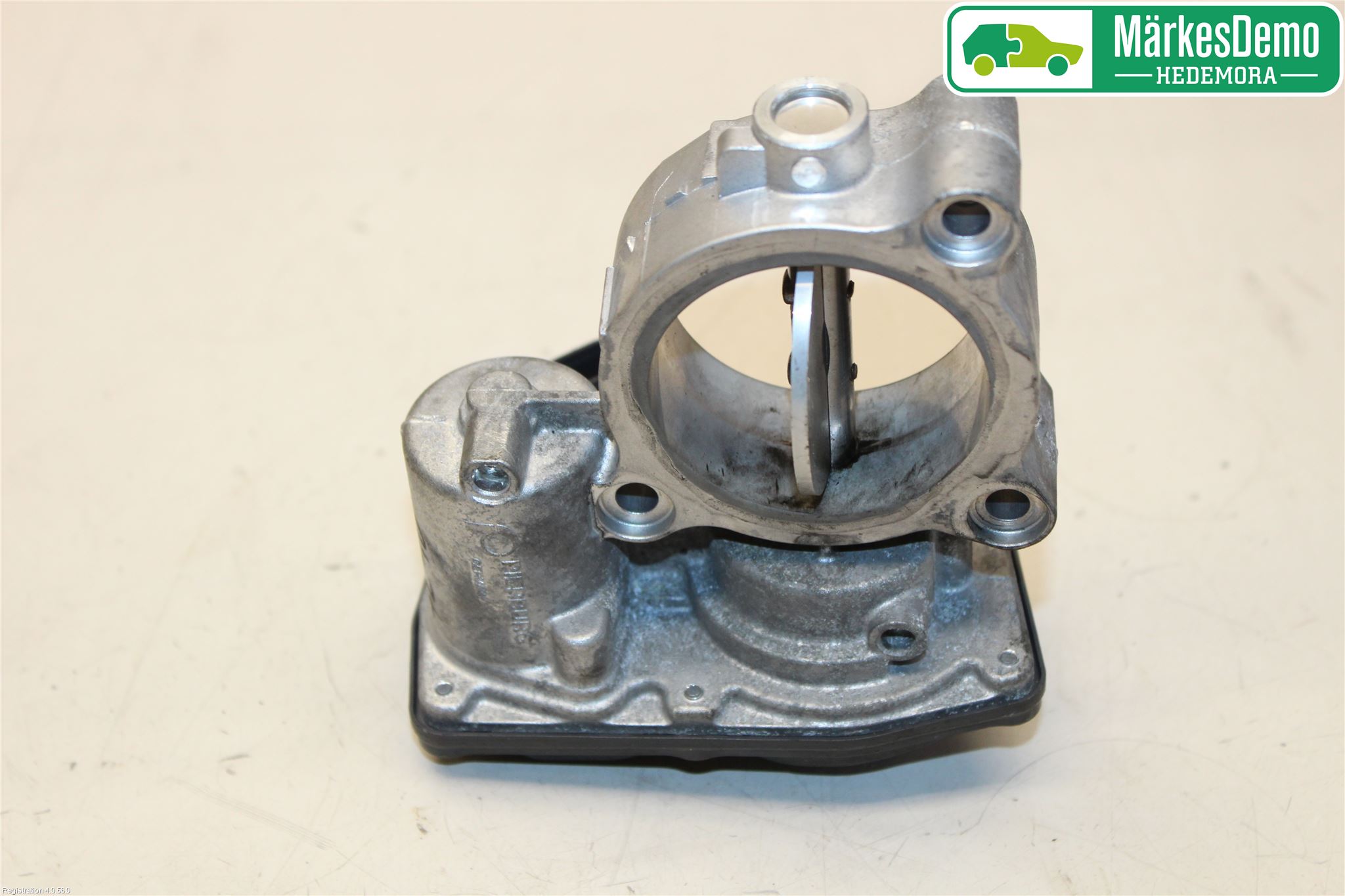 Toyota VERSO 09-18 Inns Spjeldhus