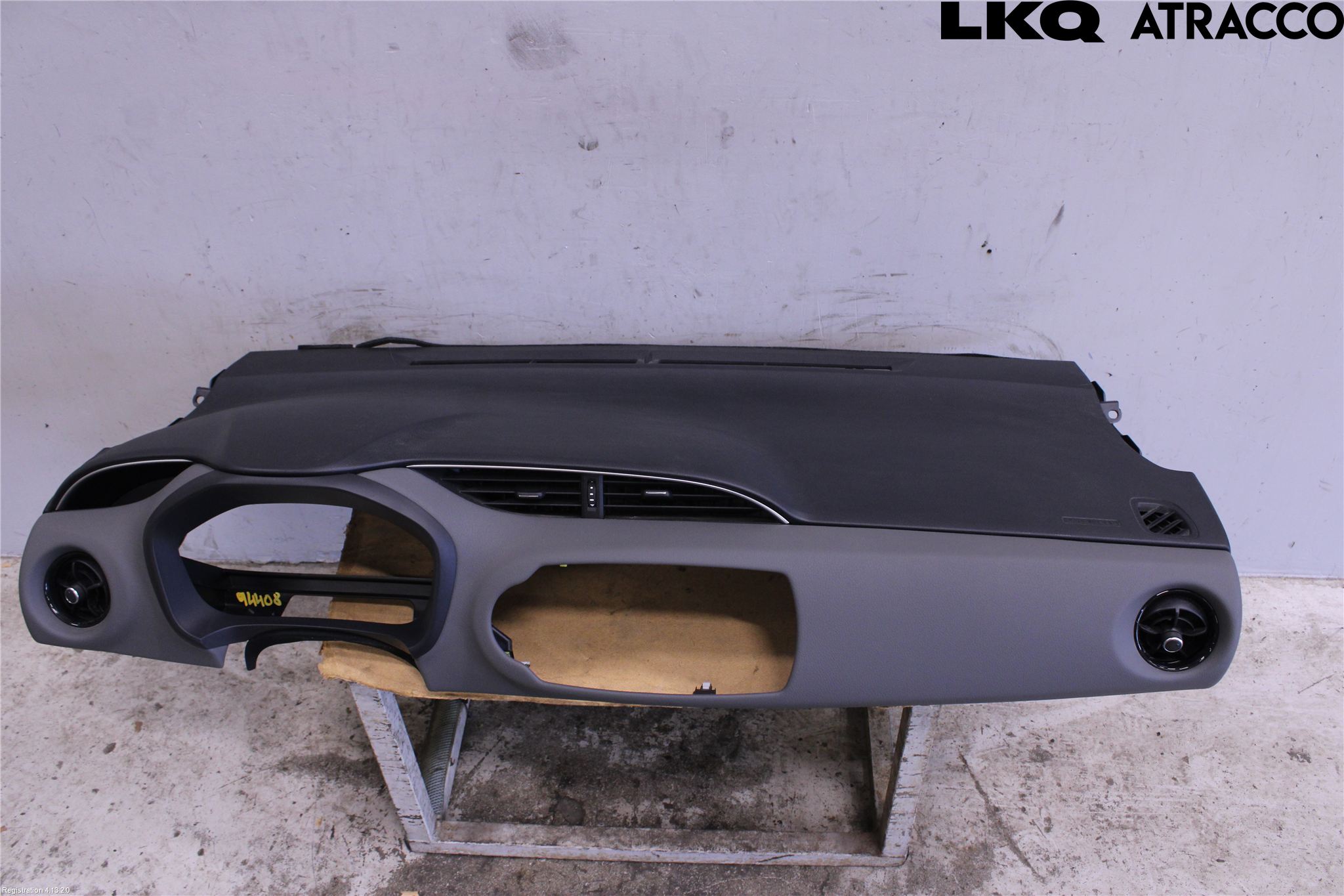 Toyota YARIS XP130 15-20 Dashbord