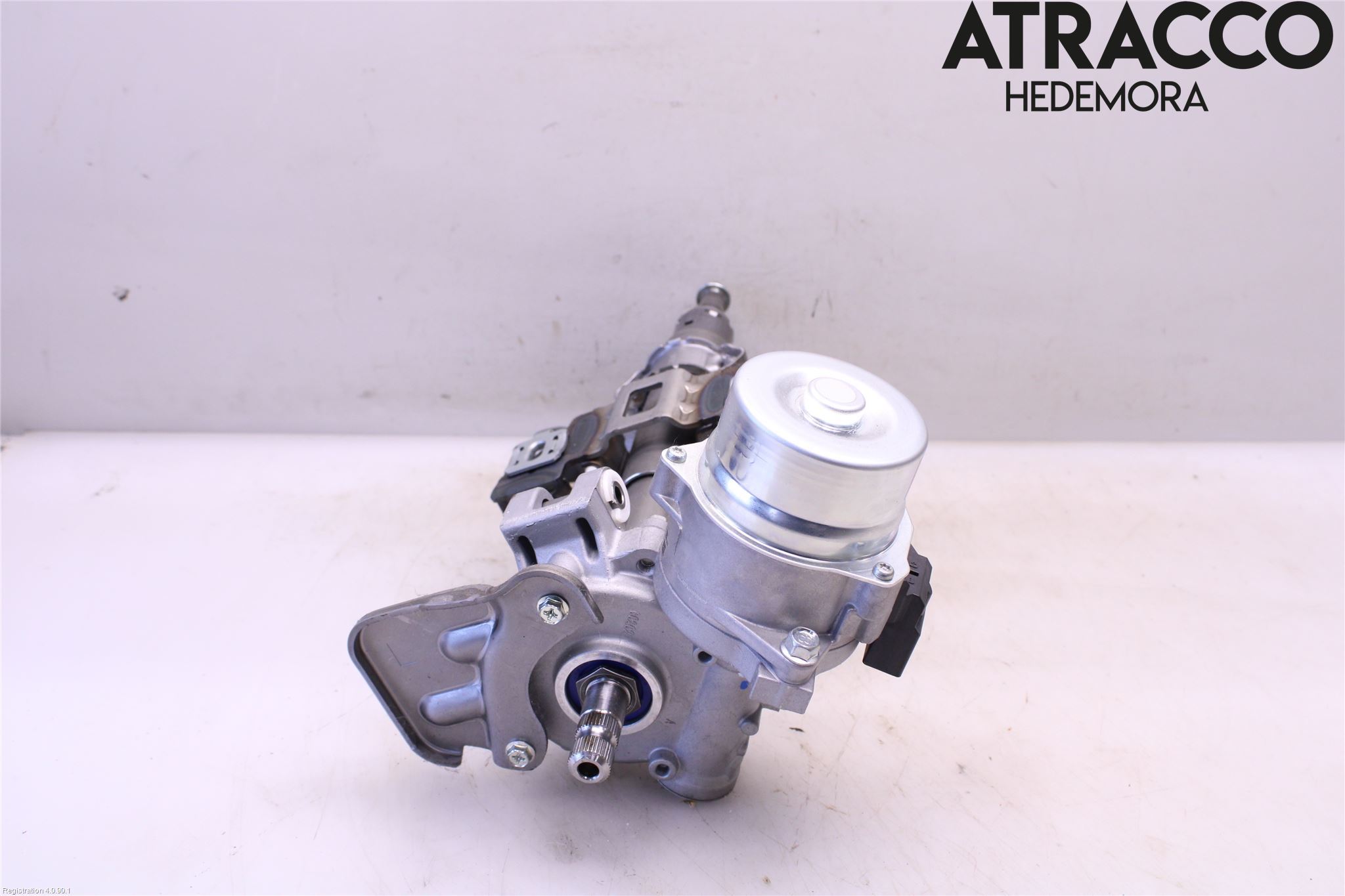Suzuki SWIFT 17-24 Rattakselaggregat Innebygd Servo