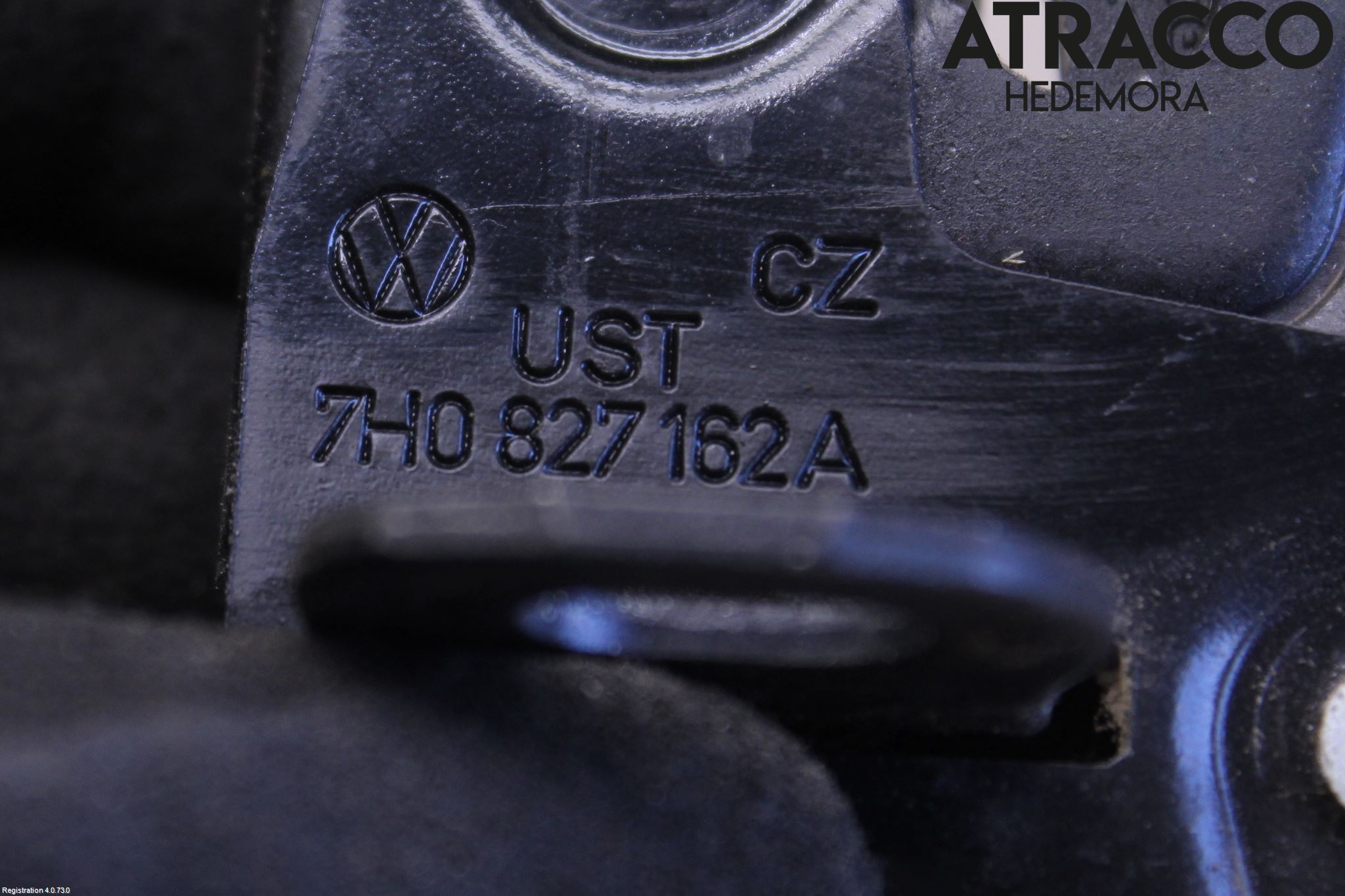 Volkswagen VW CADDY      04-10 Dørlås - Låsekasse