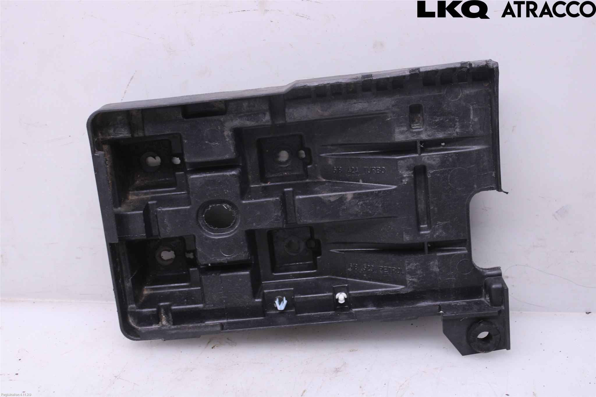 Volvo S40/V40    96-04 Batterikasse - Feste - Holder