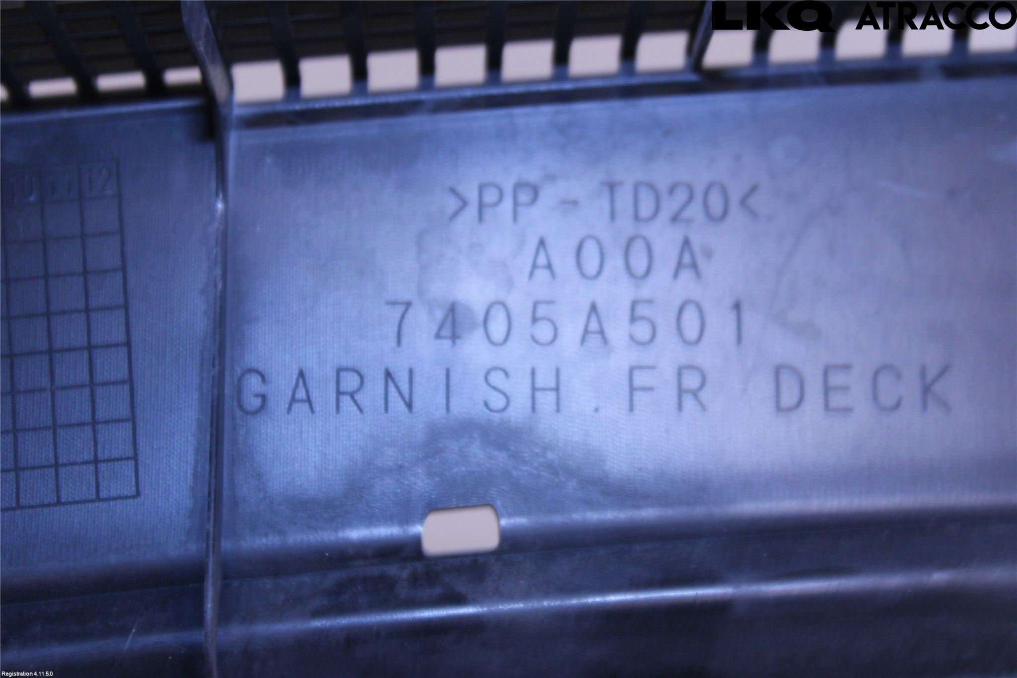 Mitsubishi SPACE STAR 13- Visker Deksel-Grill-Under Frr