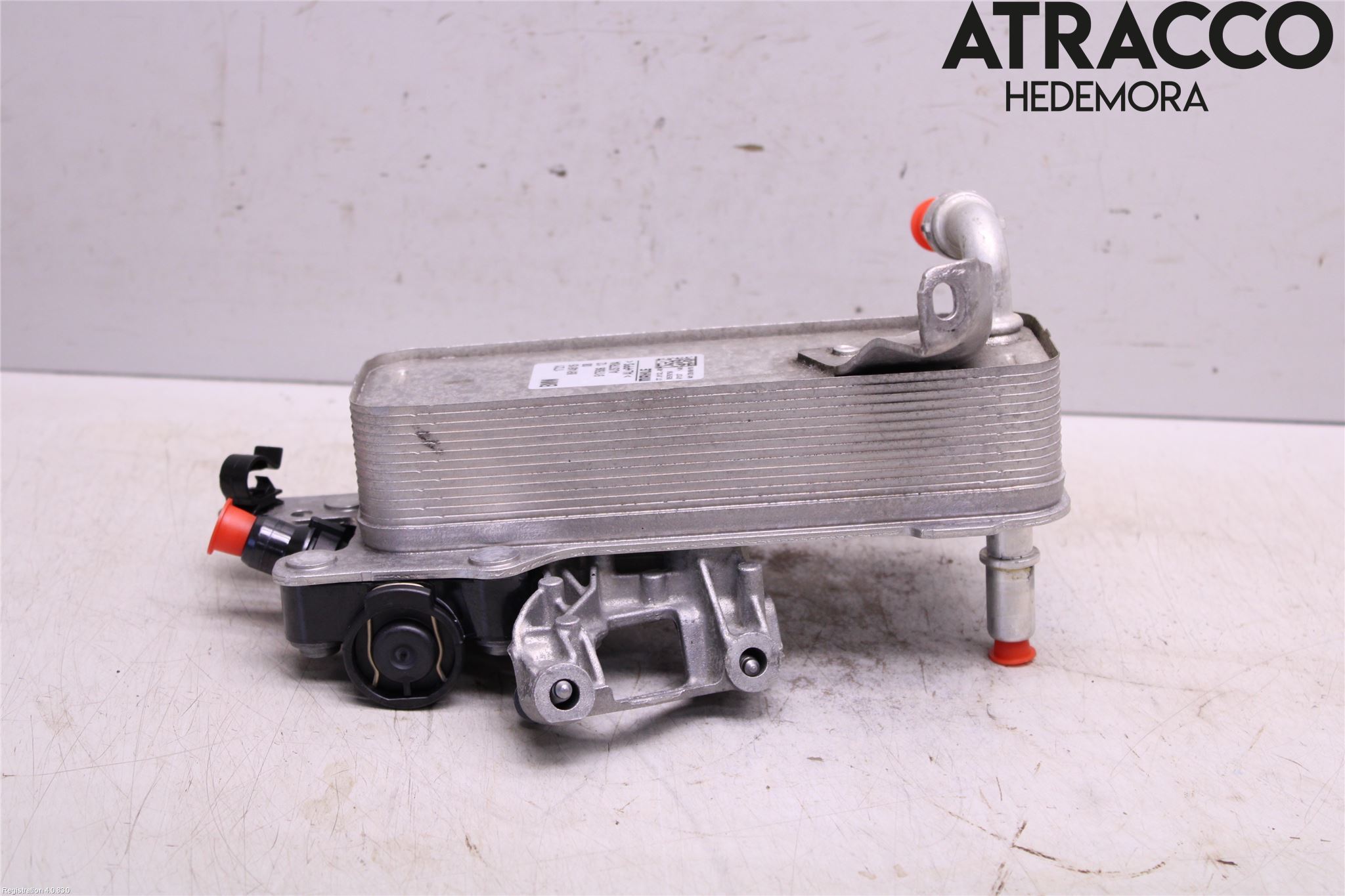 BMW 5 G30/G31/F90 17-23 Radiator Oljekjøler Automatgea