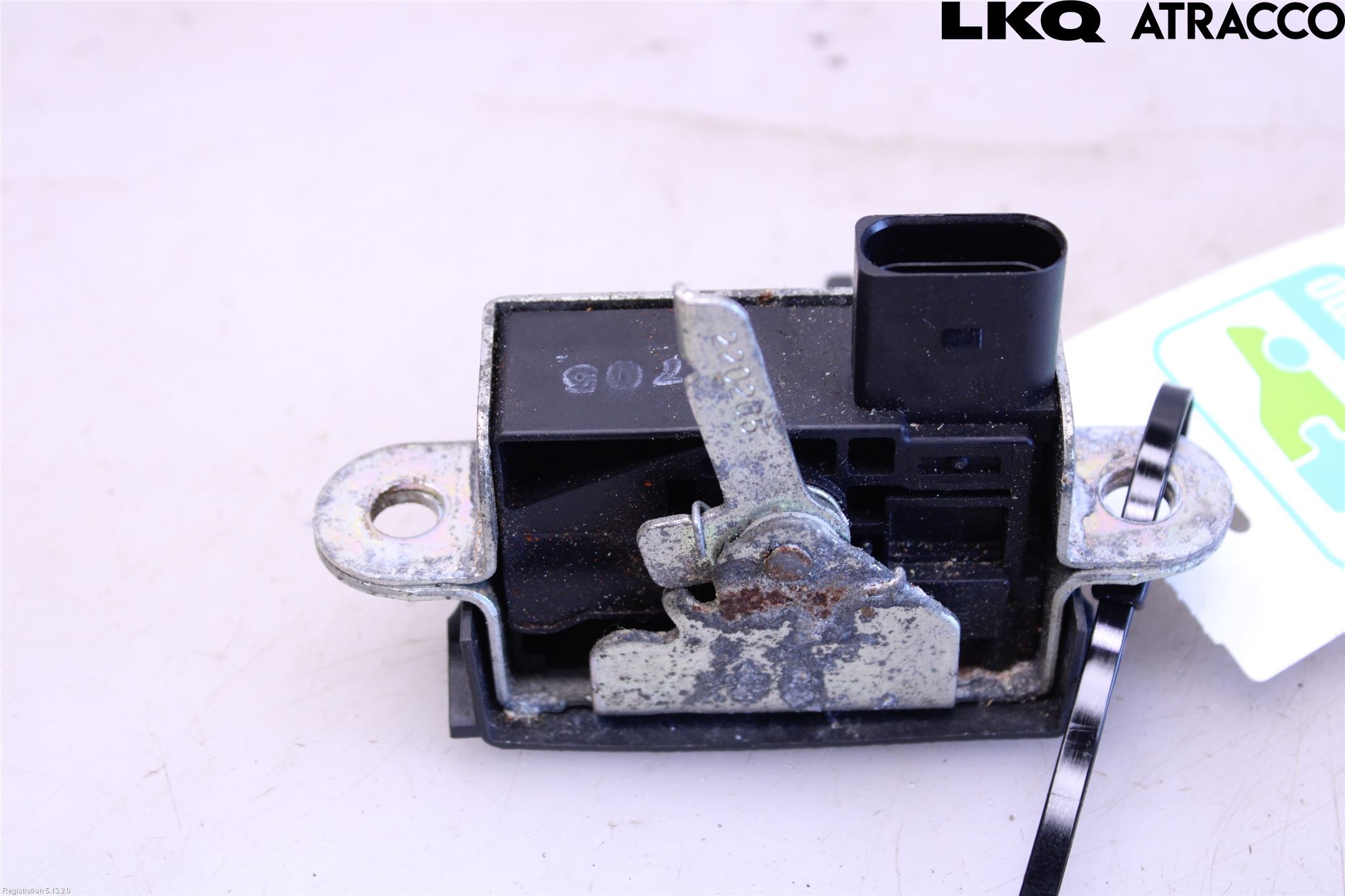 Volkswagen VW GOLF V 04-09 Bakluke-Lokk Låsekasse