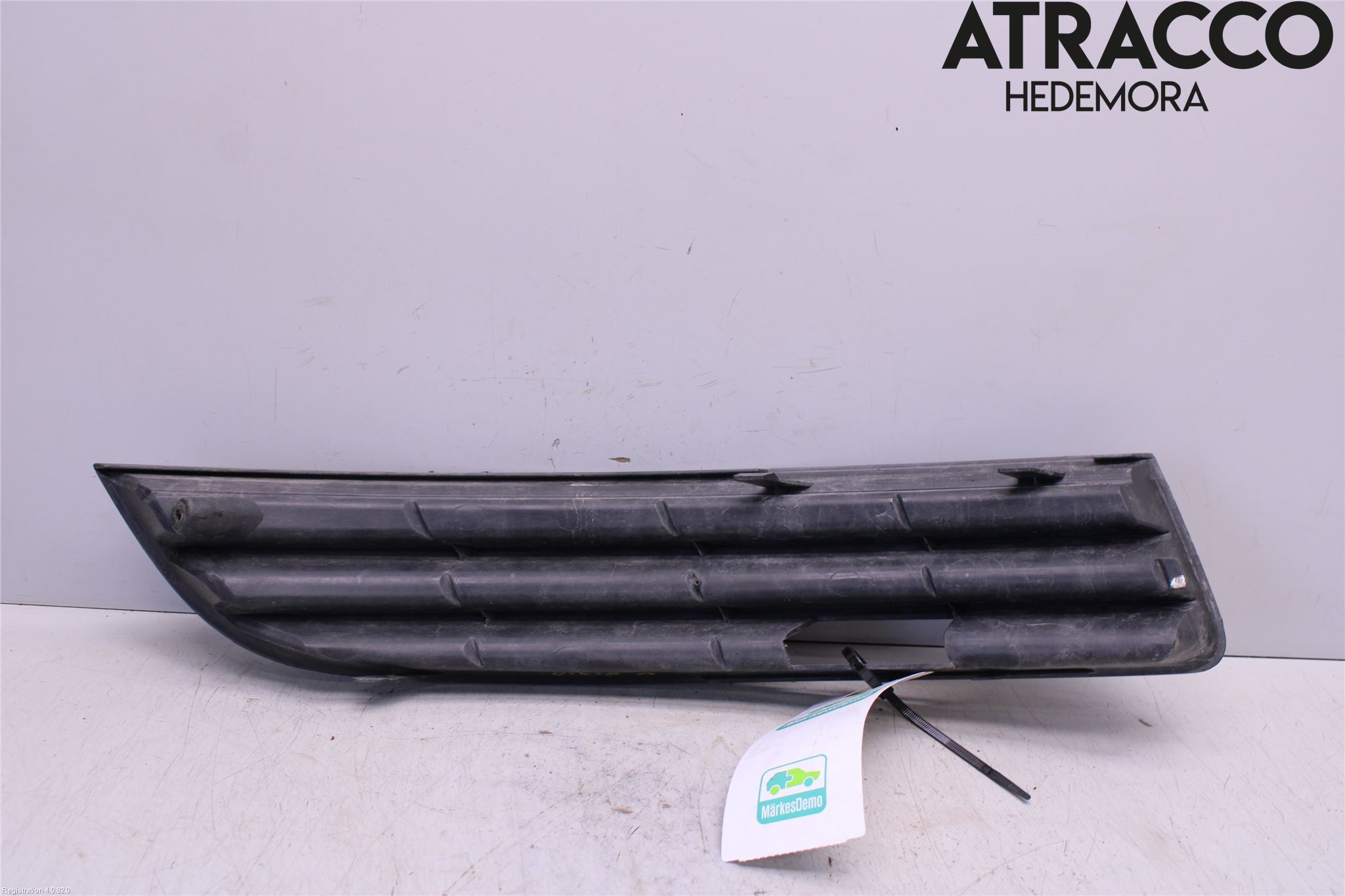 Volkswagen VW PASSAT 05-11 Grilldel Venstre