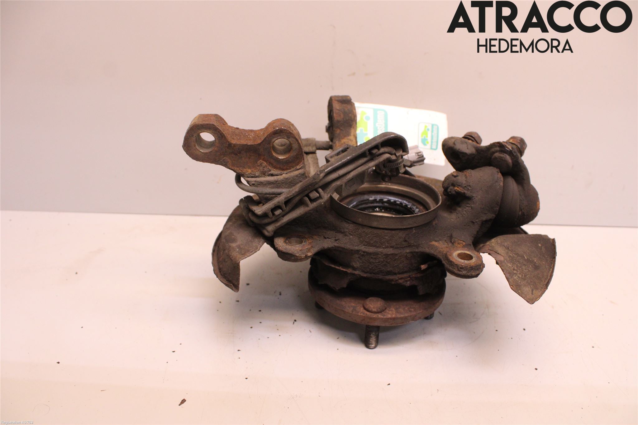Toyota COROLLA 98-01 Spindel Hf
