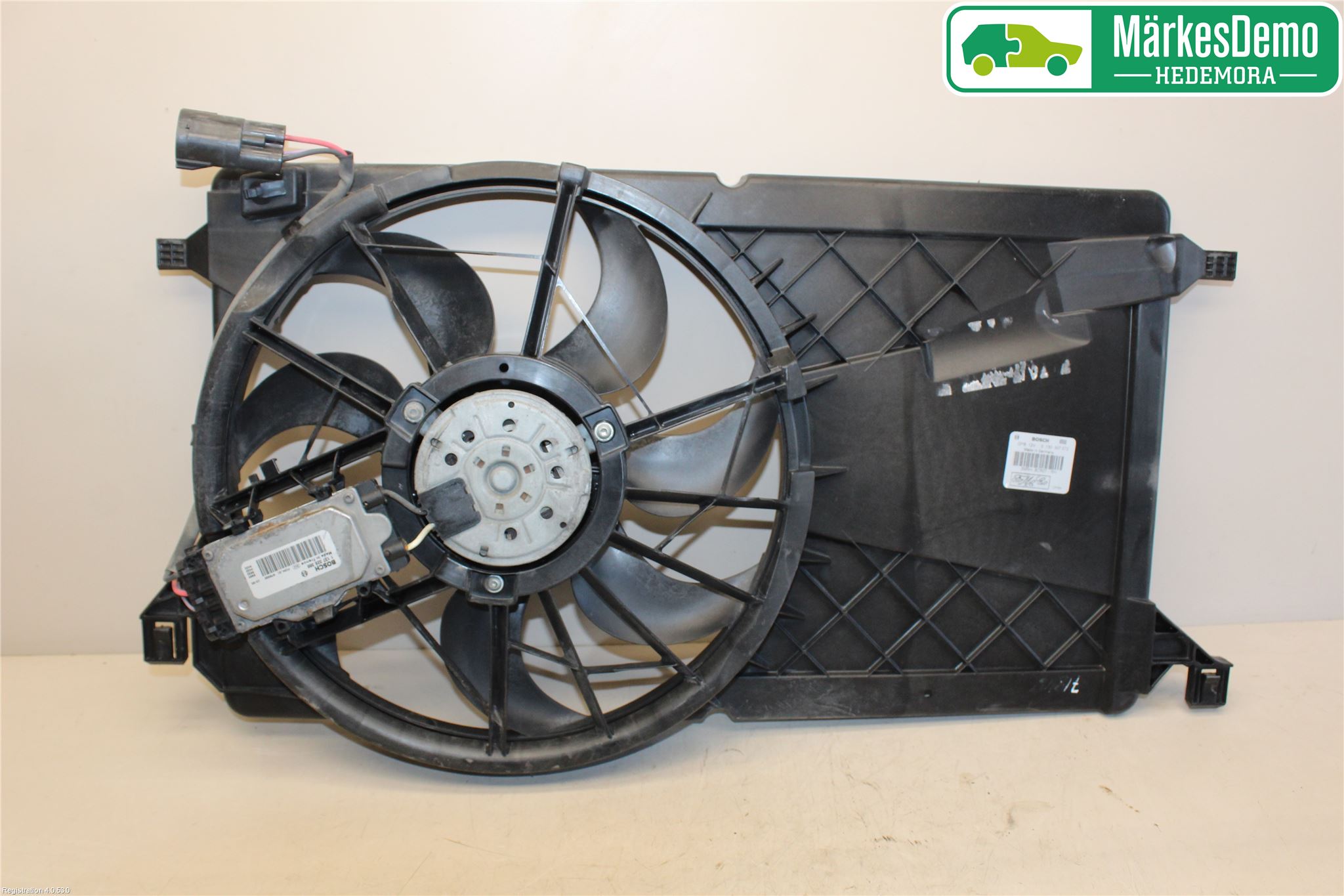 Ford FOCUS     04-07 Kjølevifte Elektrisk