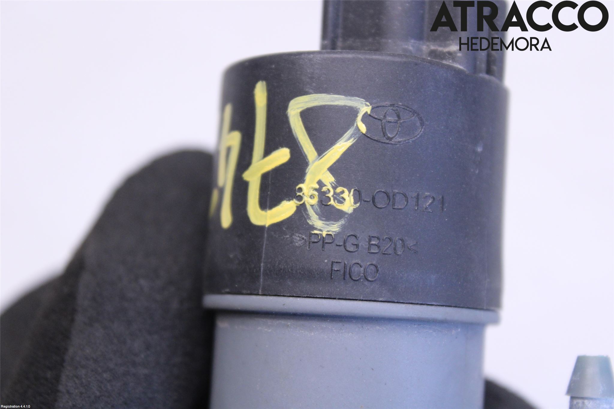 Toyota YARIS XP130 15-20 Spylerpumpe Frontrute