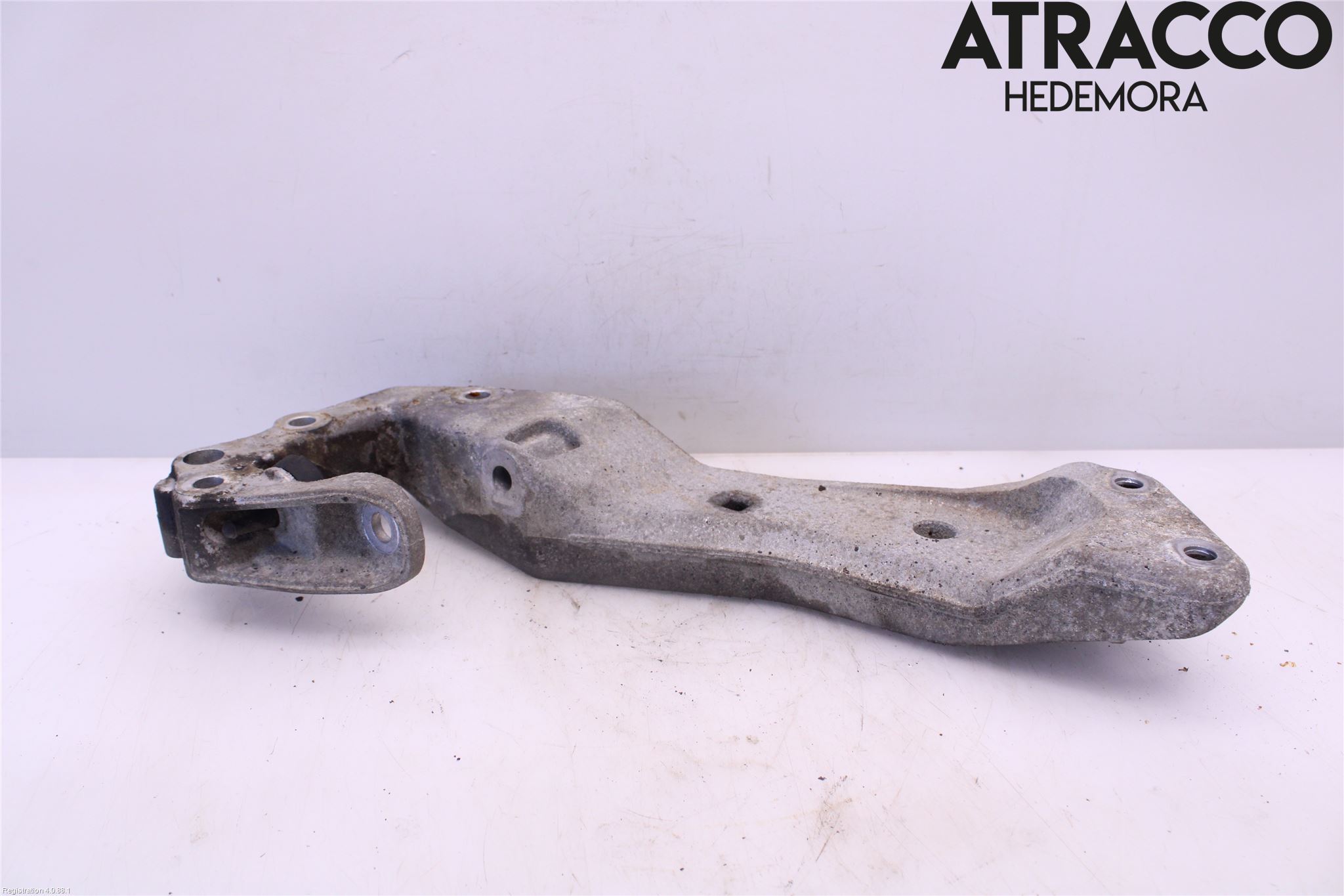 BMW 5 F10/F11/F18 09-17 Gearkasse Bjelke - Travers