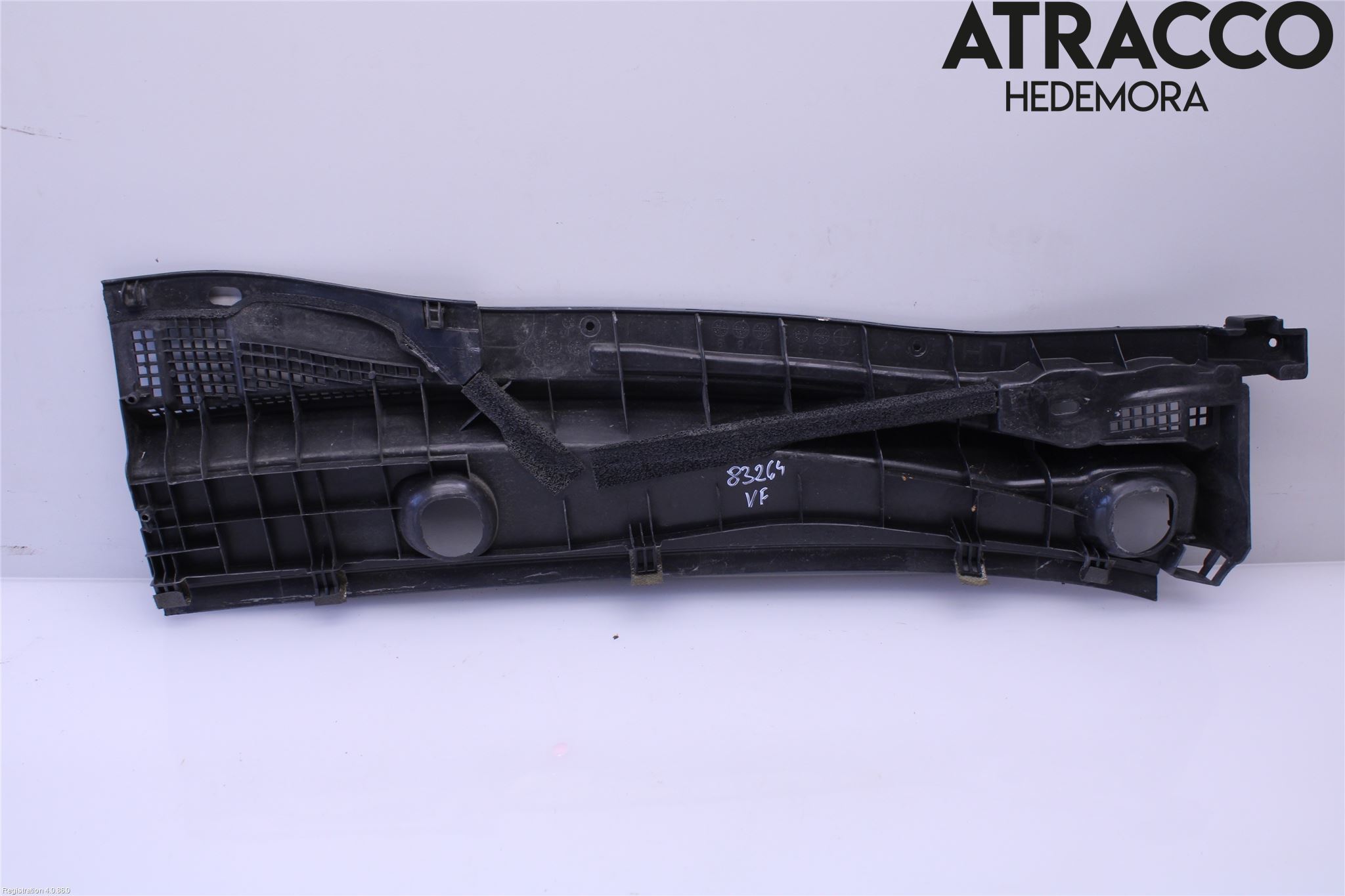 Mazda 5 10-18 Visker Deksel-Grill-Under Frr