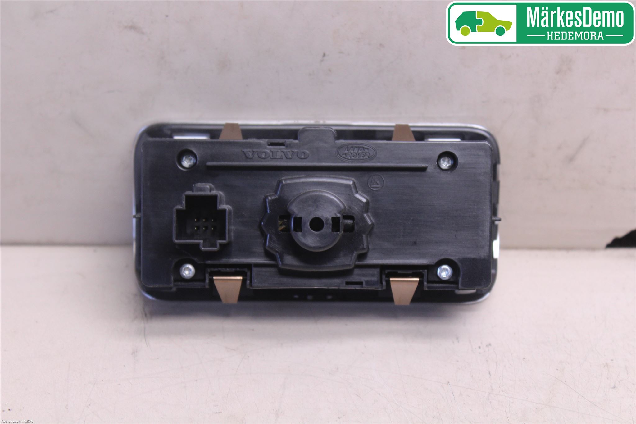 Volvo V60 14-18 Bryter Hovedlys