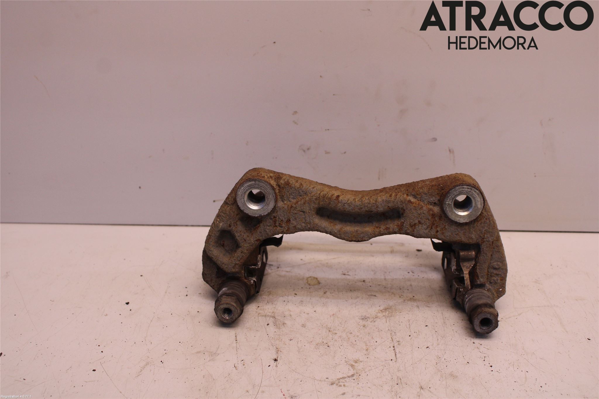 Nissan QASHQAI+2  10-14 Bremsecaliper Feste Holder
