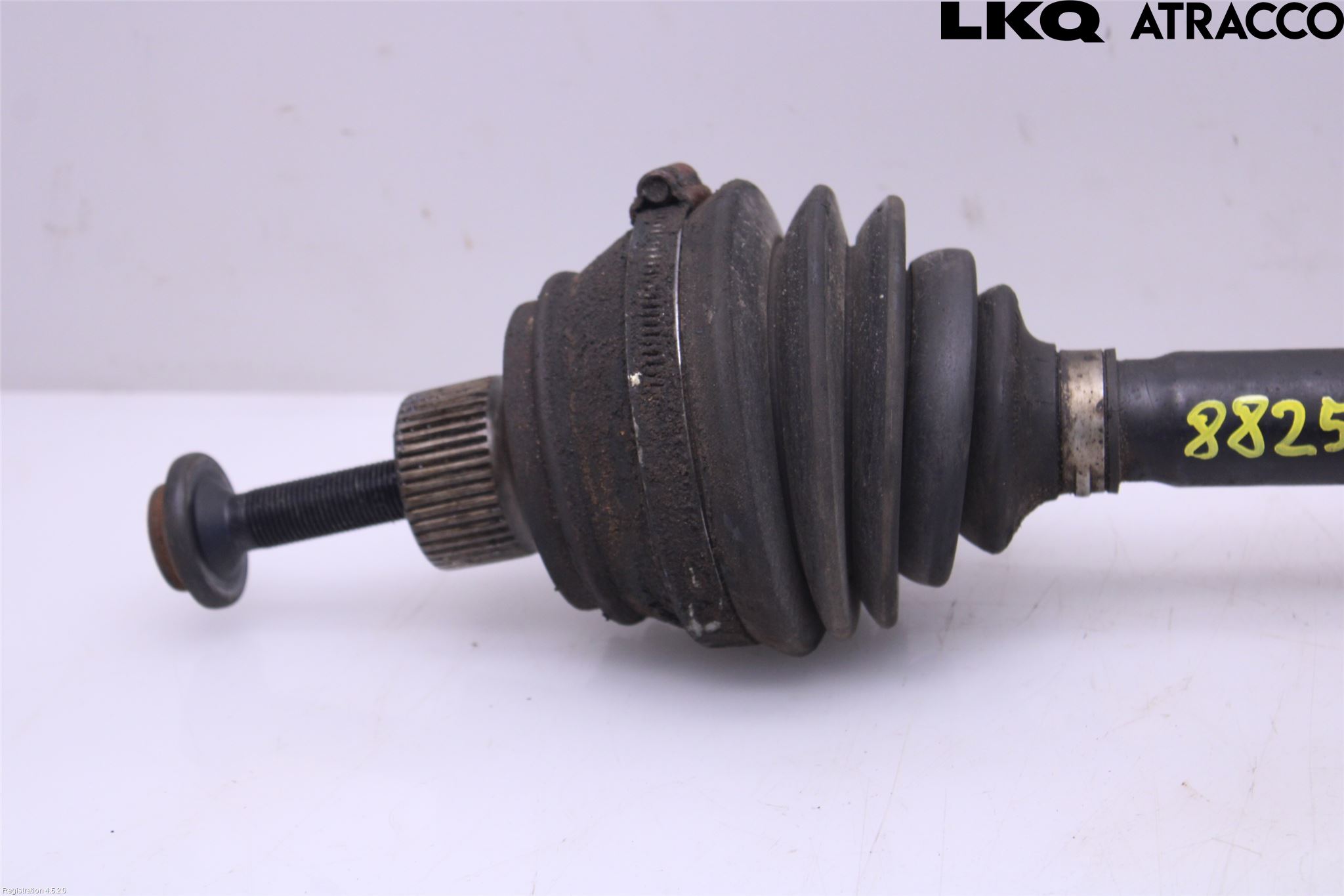 Audi A4/S4 08-11 Drivaksel Foran Kompl Venstre