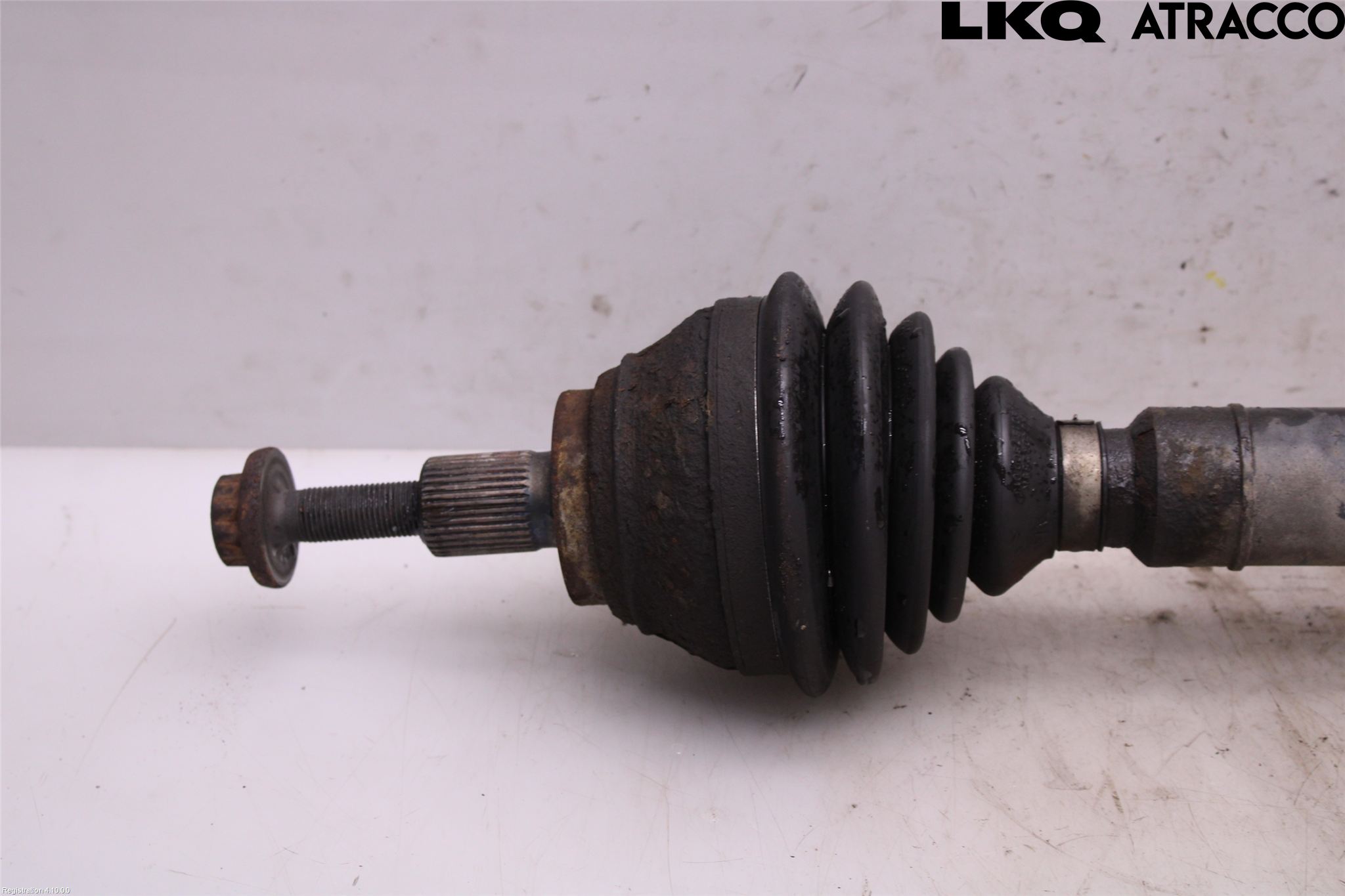 Volkswagen VW CADDY 11-15 Drivaksel Foran Kompl Høyre