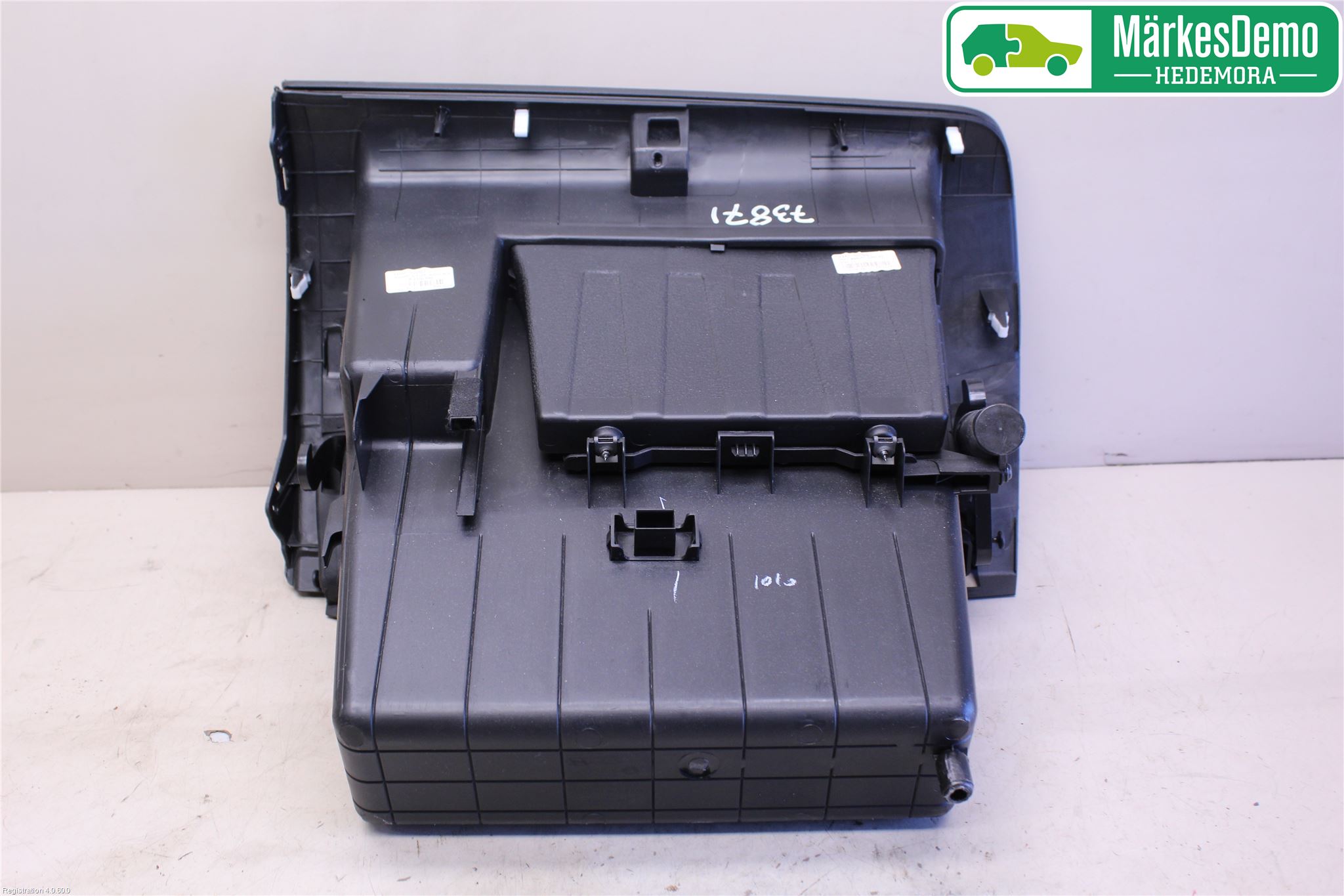 Kia VENGA 10-19 Innr Hanskerom