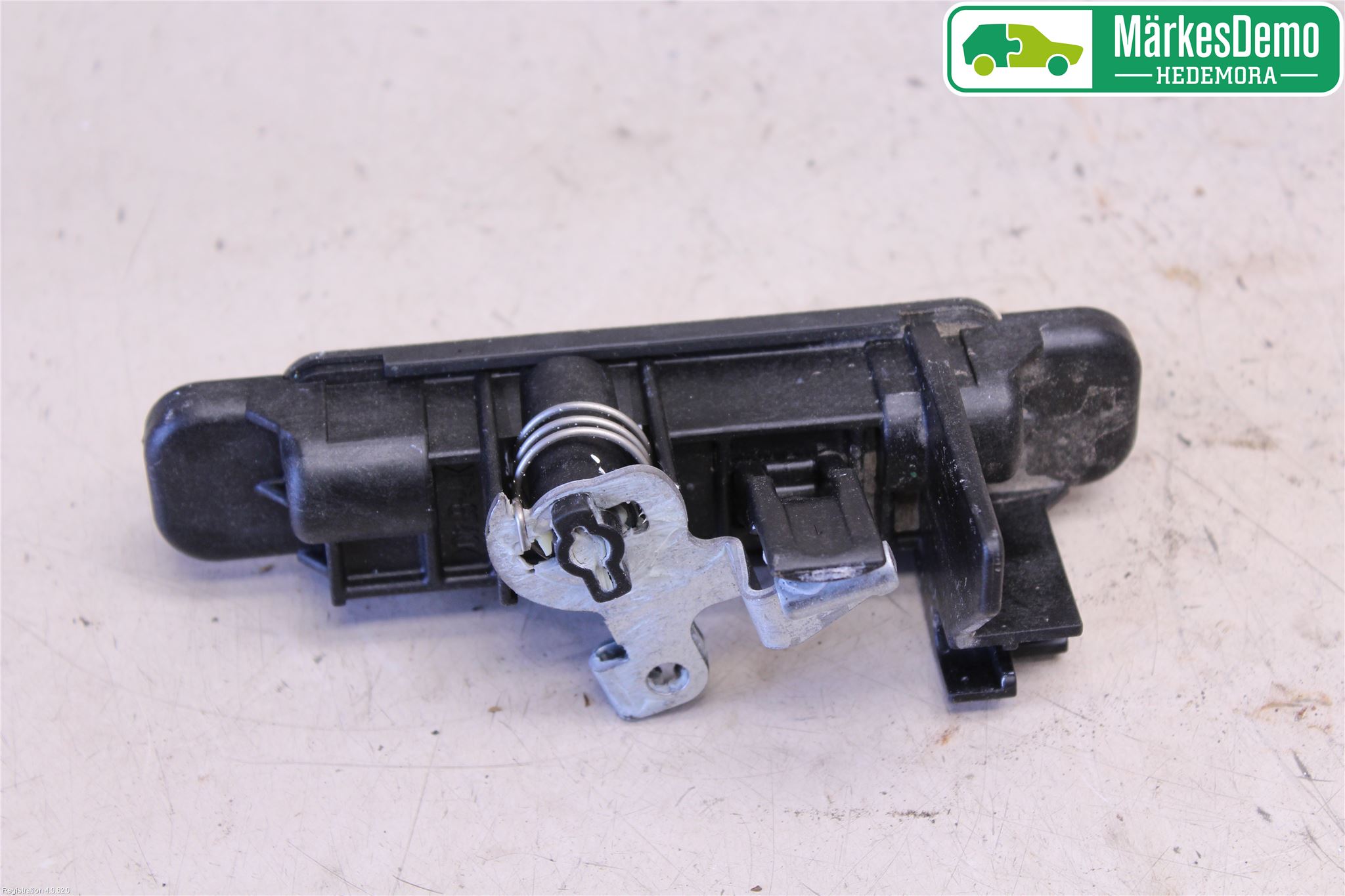 Mazda 3 I 03-06 Bakluke Handtak Ytre