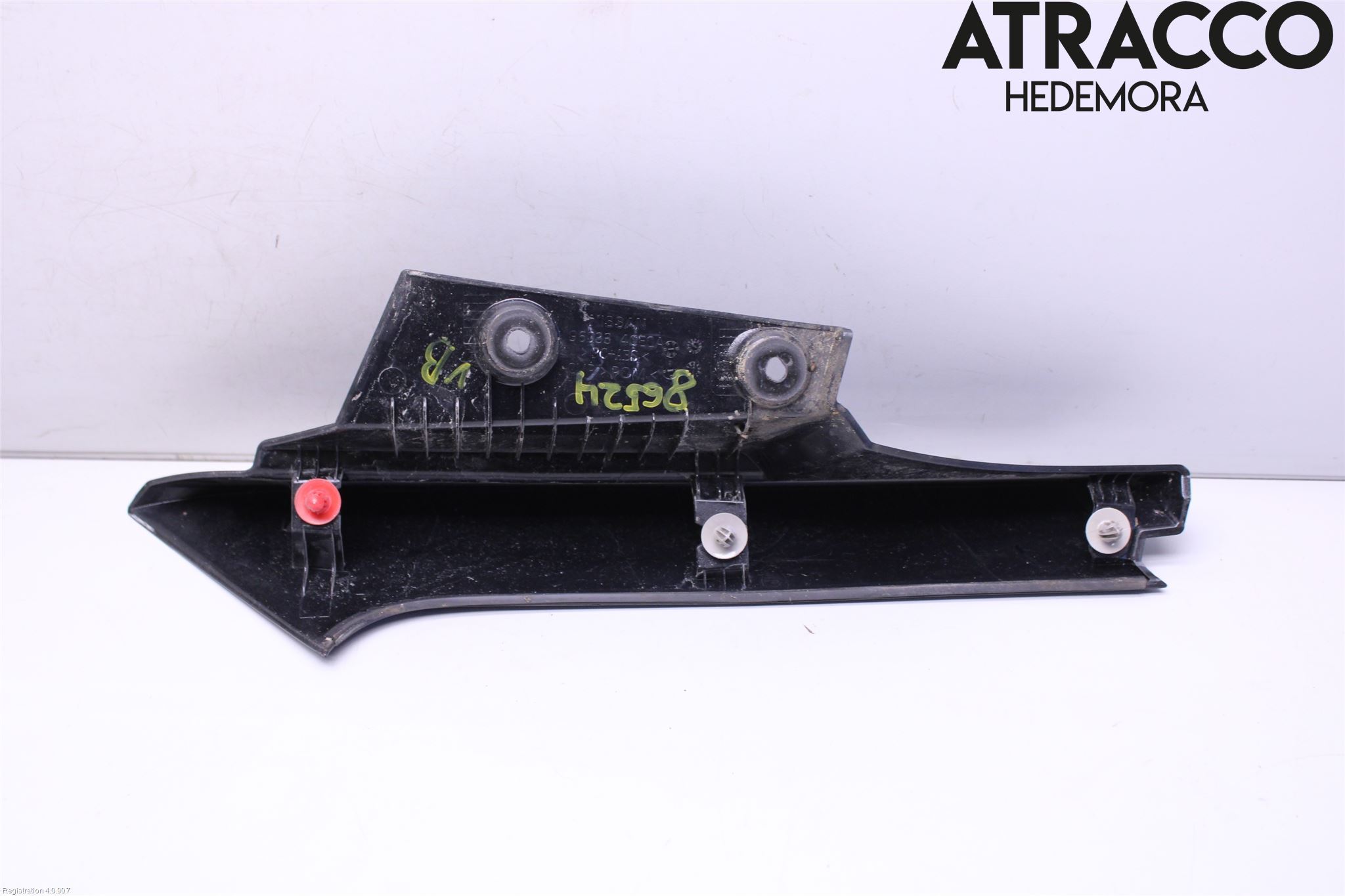 Nissan X-TRAIL 14-21 Spoiler Bakluke